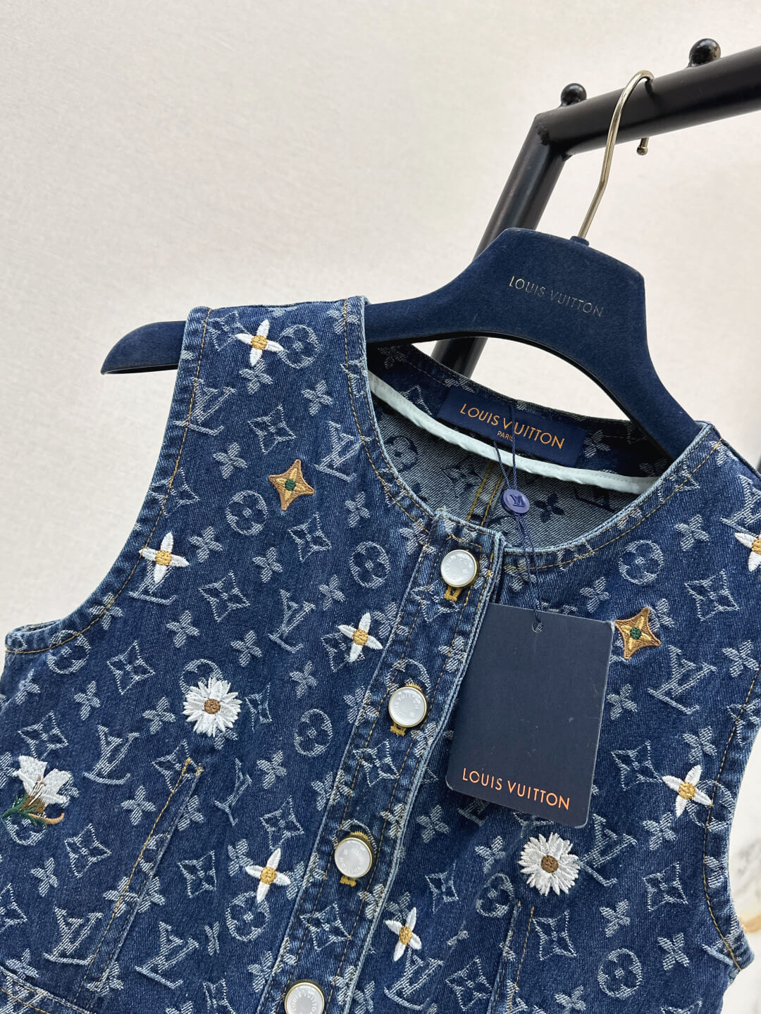 Louis Vuitton Monogram Floral Embroidered Sleeveless Denim Mini Dress. - Image 7