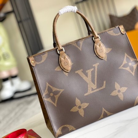 Louis Vuitton OnTheGo MM Monogram Giant Canvas Tote Bag M45039.