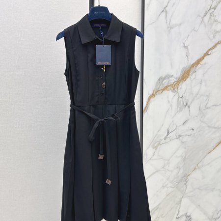 Louis Vuitton Sleeveless Belted Pleated Shirt Dress in Black – S, M, L