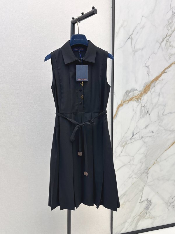 Louis Vuitton Sleeveless Belted Pleated Shirt Dress in Black – S, M, L