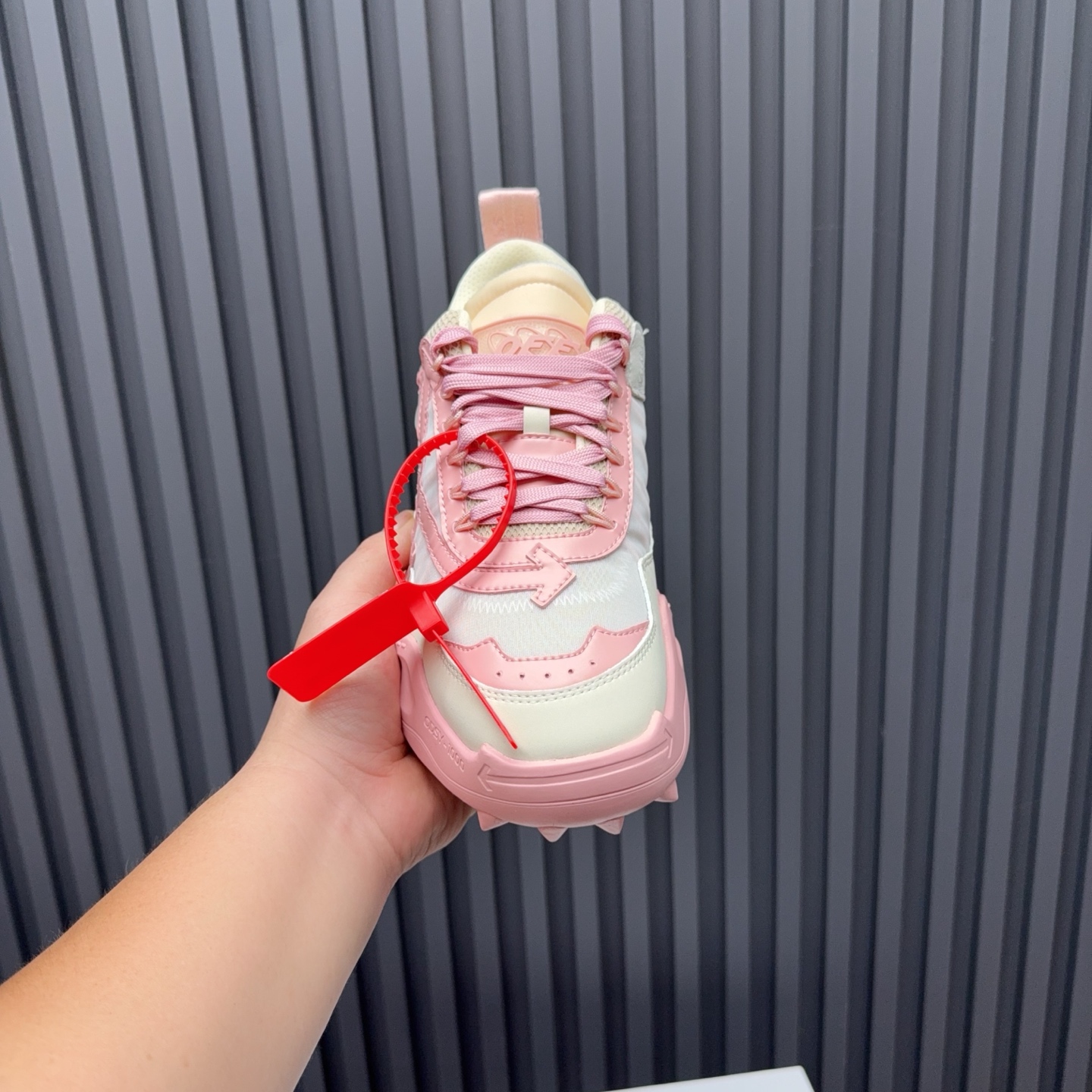 Off-White Pink and Cream Women’s ODSY-1000 Sneakers - Image 7