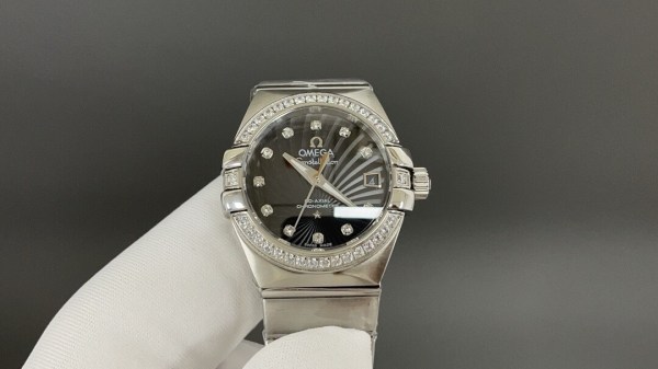 Omega Constellation Co-Axial Chronometer Stainless Steel Diamond Dial Automatic Ladies Watch.