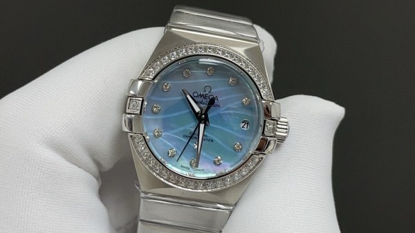 Omega Constellation Pluma 27mm Co-Axial Stainless Steel Diamond Ladies Watch