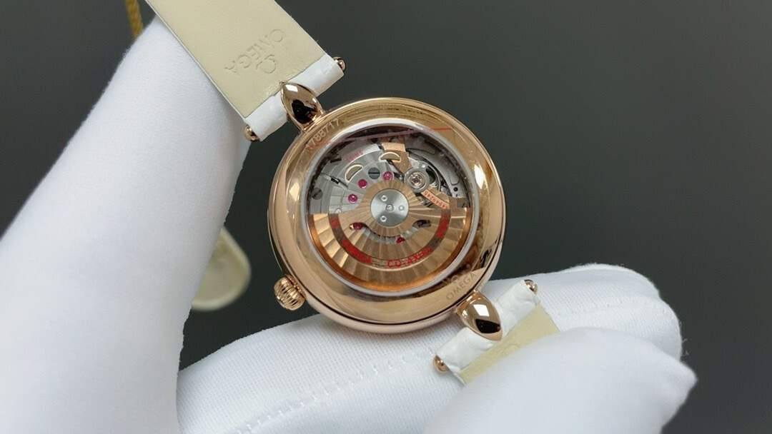 Omega De Ville Dewdrop 18K Rose Gold Mother of Pearl Diamond Ladies Watch – Elegant Swiss Timepiece - Image 5