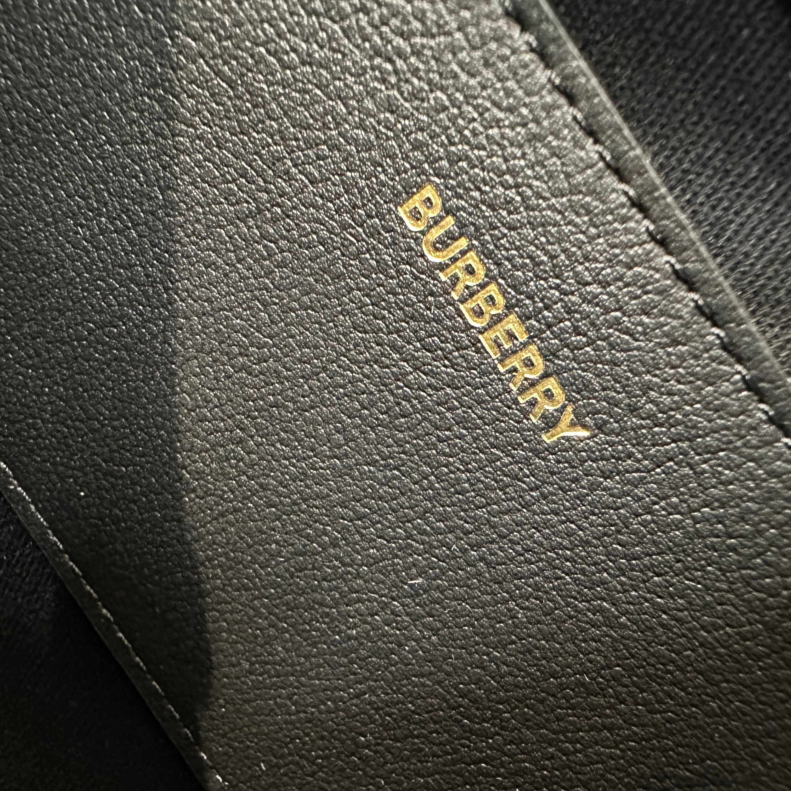 Burberry Small Banner Vintage Check and Leather Tote Bag in Black. - Image 6