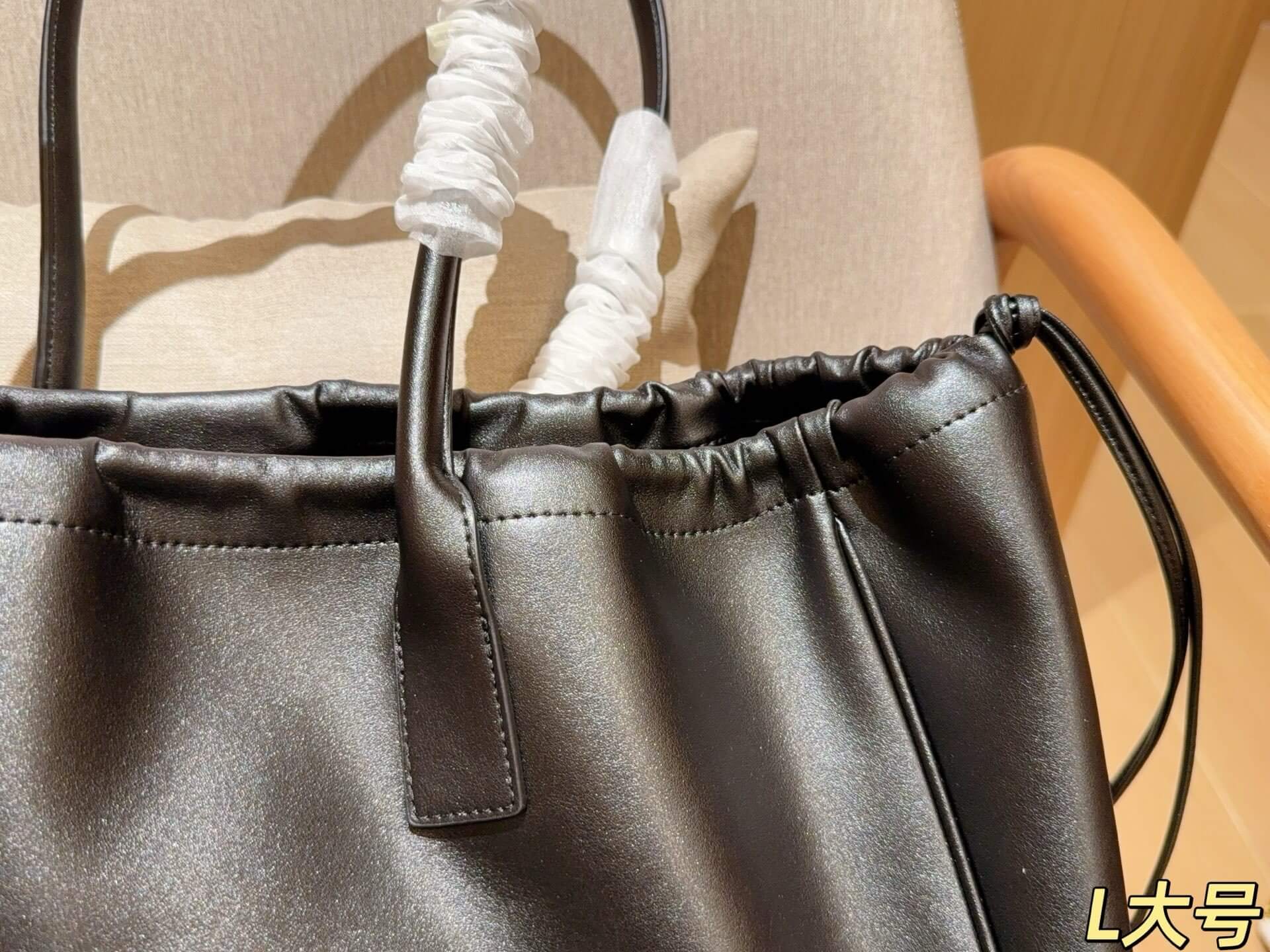 Celine Cabas Thais Cuir Triomphe Black Leather Tote Bag - Image 6