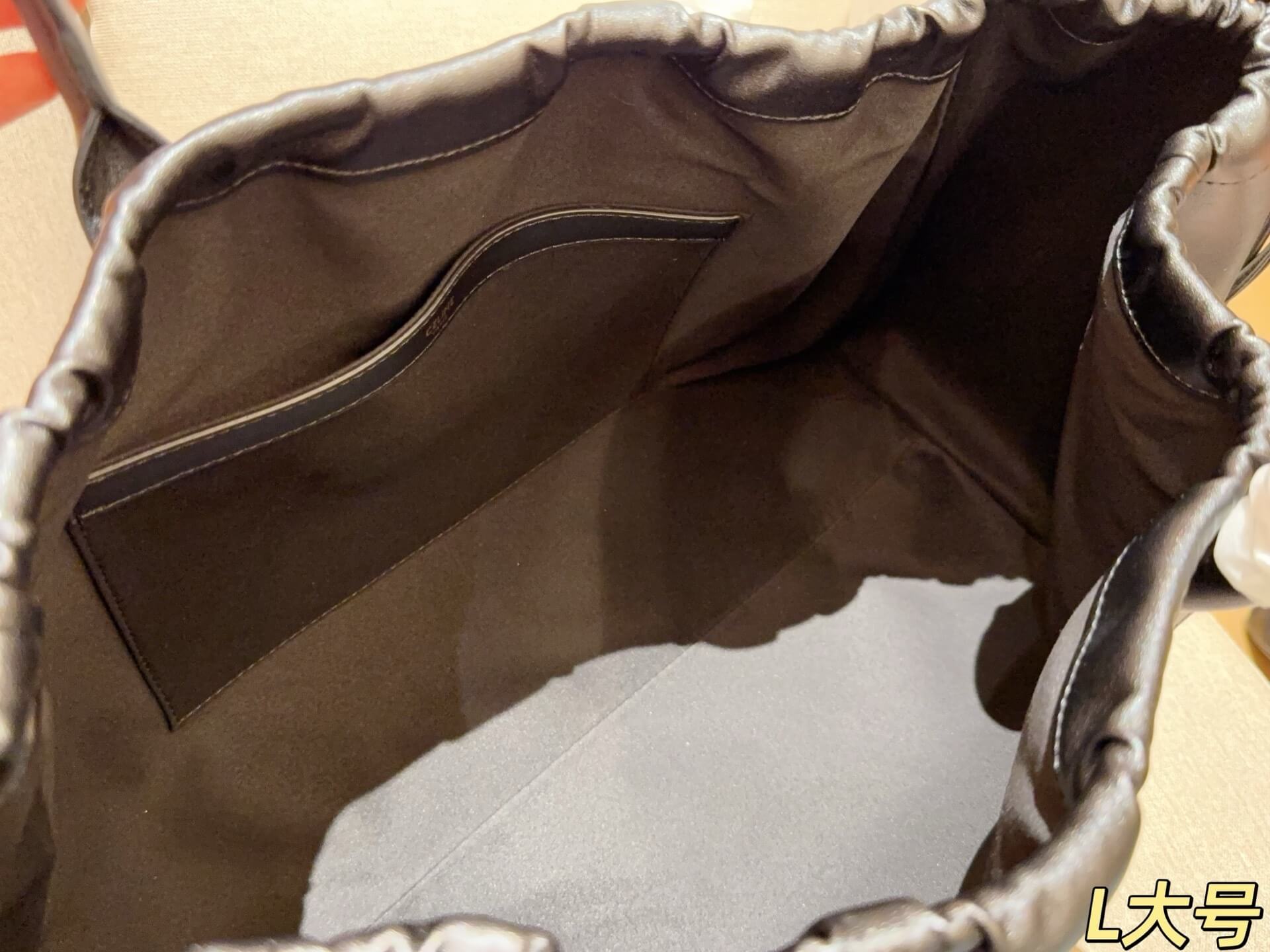 Celine Cabas Thais Cuir Triomphe Black Leather Tote Bag - Image 7