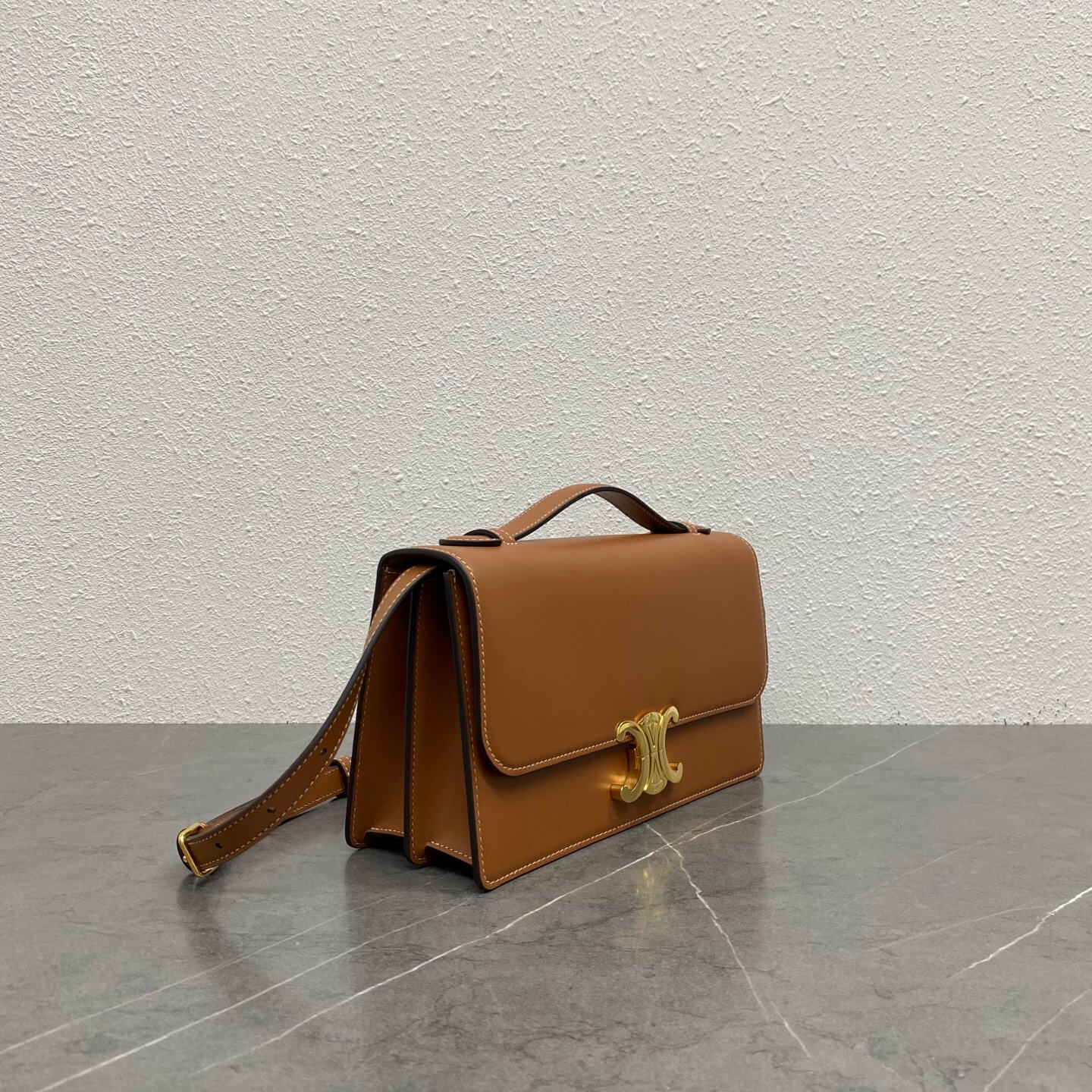 Celine Medium Triomphe Folio Bag in Tan Natural Calfskin - Image 3