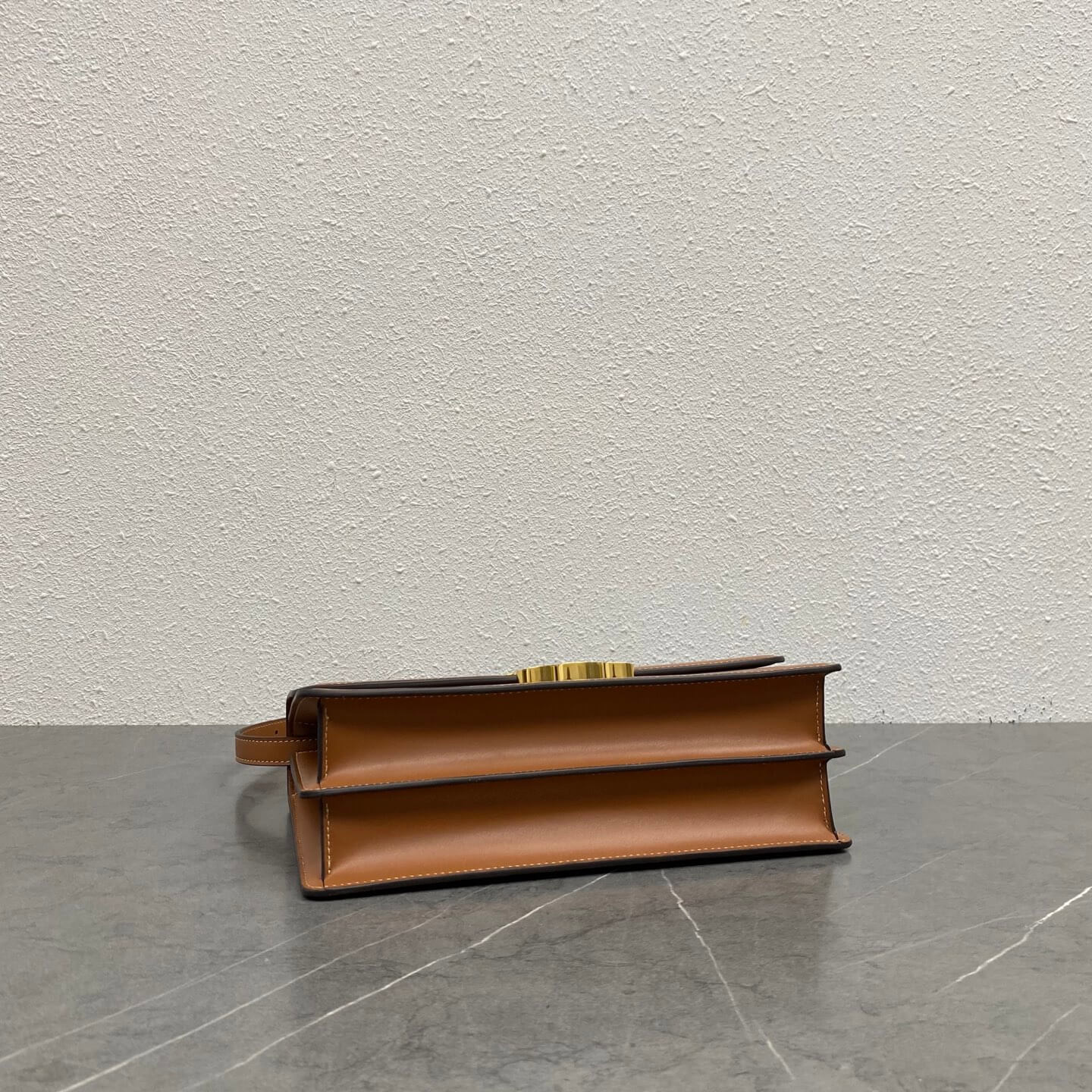 Celine Medium Triomphe Folio Bag in Tan Natural Calfskin - Image 4