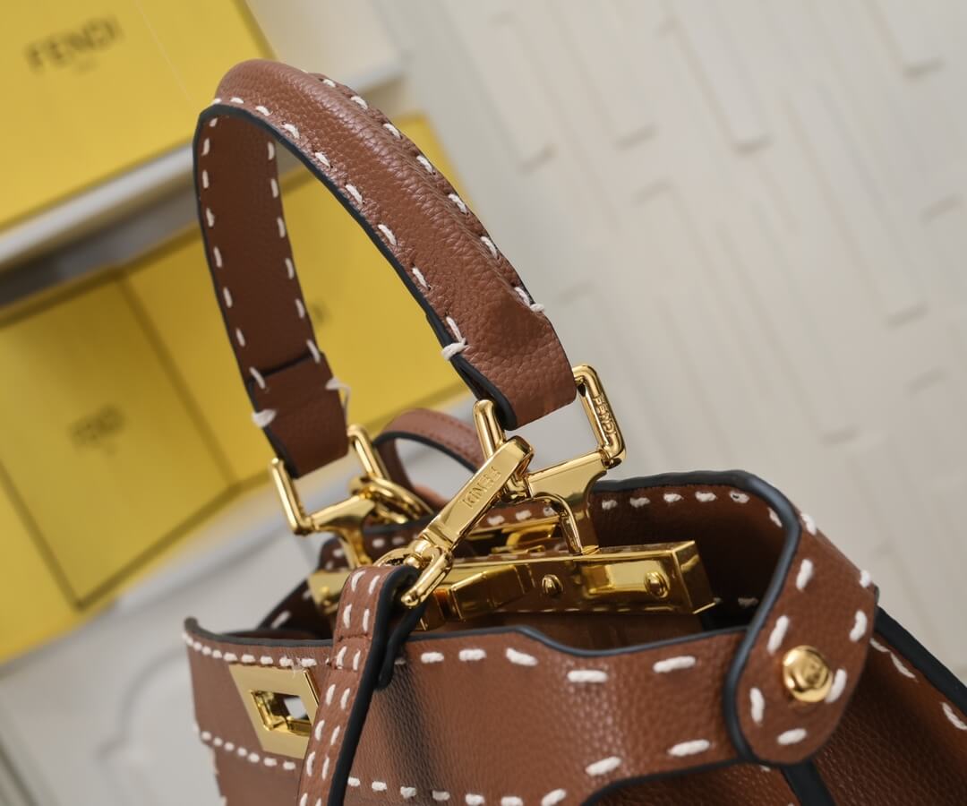 Fendi Peekaboo ISeeU Medium Brown Grained Leather Bag with Selleria Stitching. - Image 4