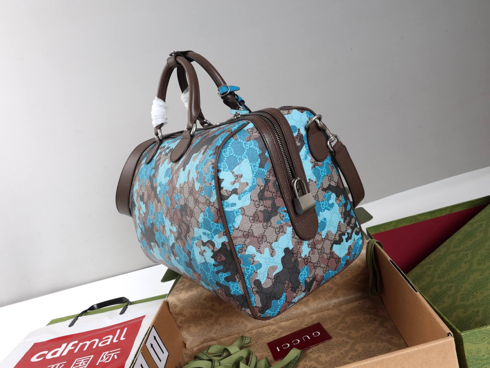 Gucci Blue Marbled GG Print Holdall Travel Bag - Image 4