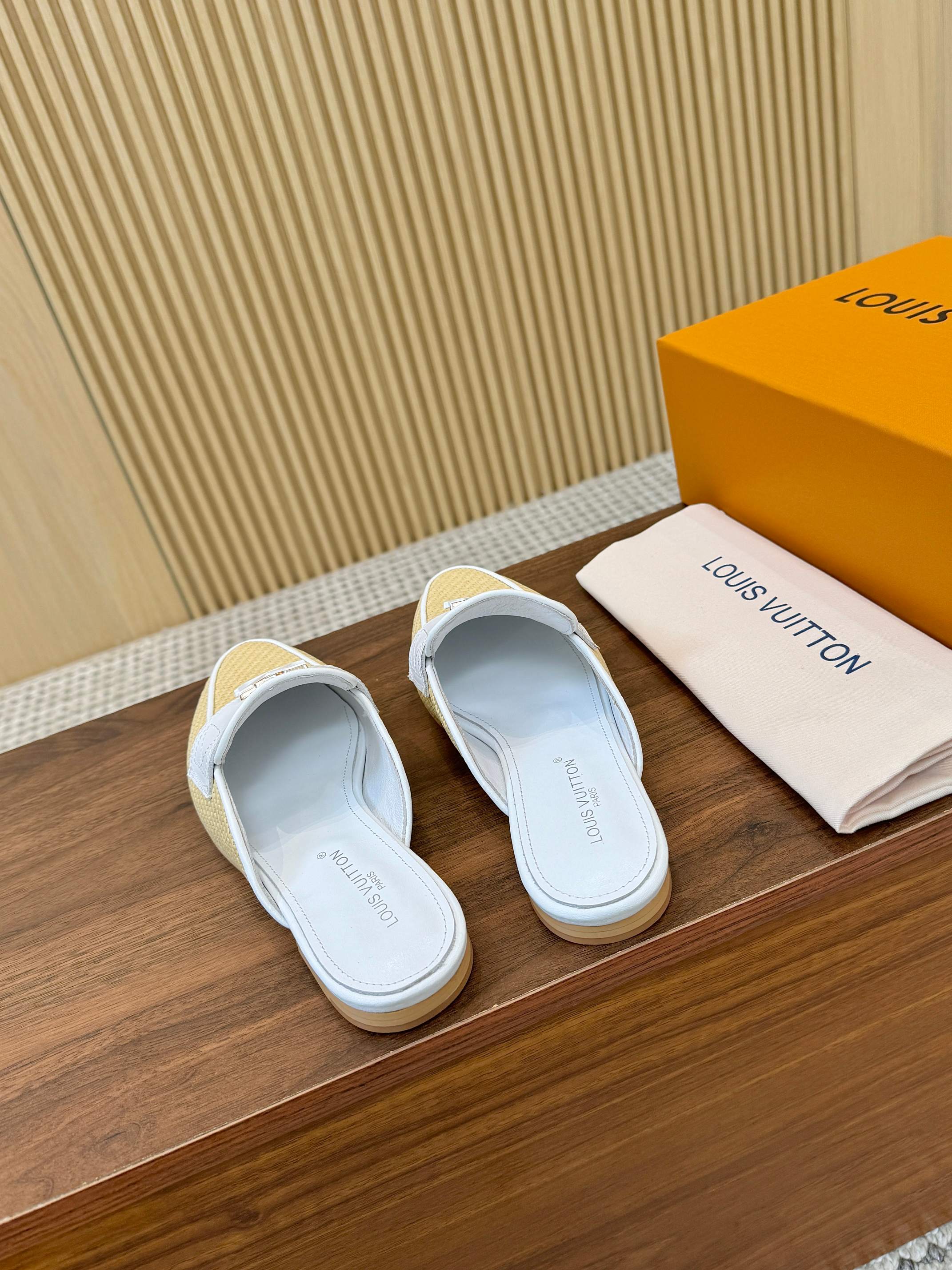 Louis Vuitton Beige and White Mare Open Back Loafers - Image 2