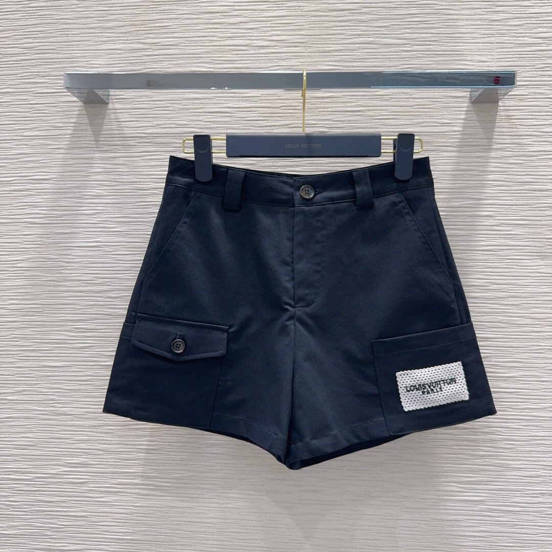 Louis Vuitton Cotton Cargo Utility Shorts with Embroidered Logo Patch – White - Image 12