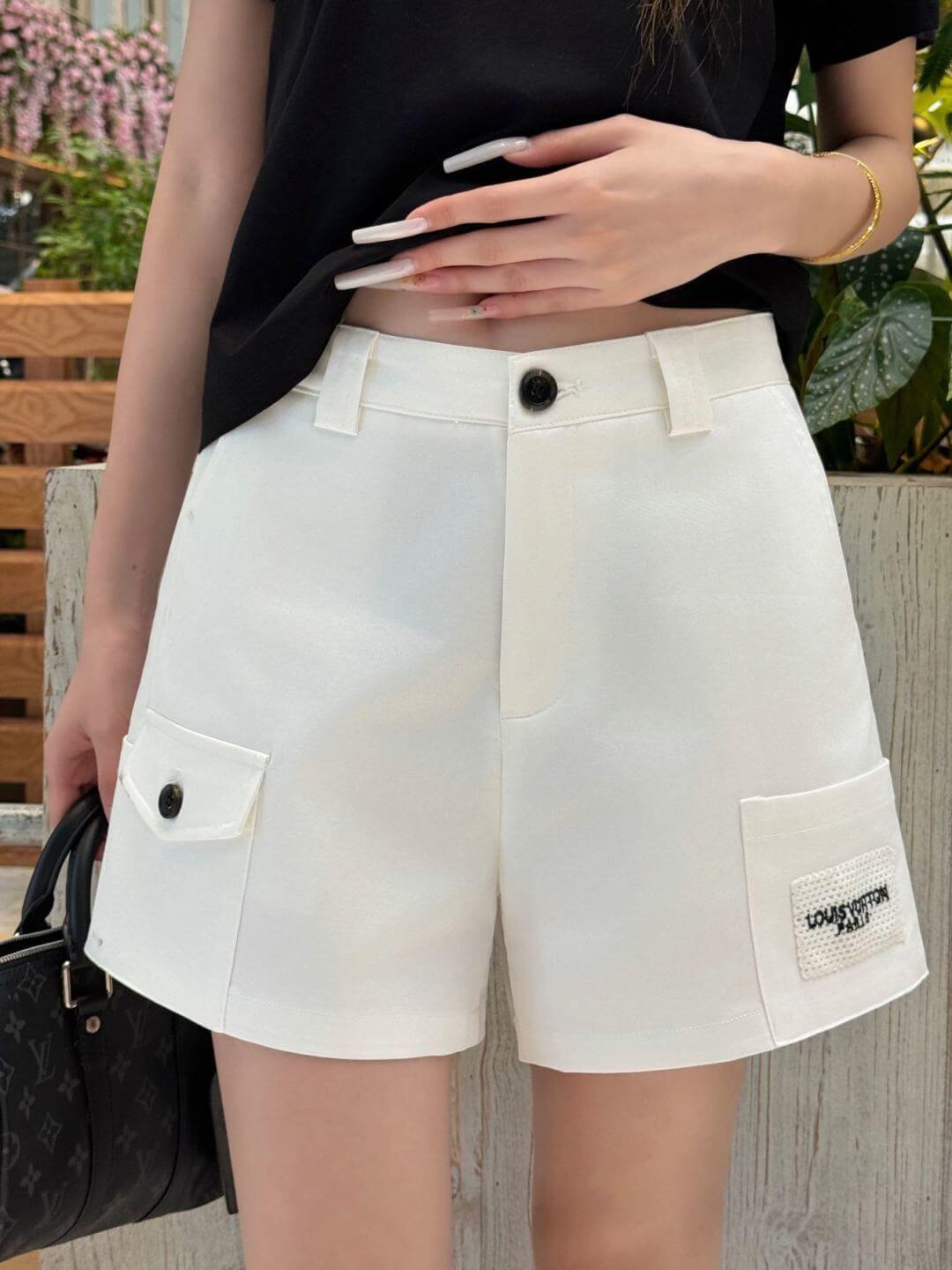 Louis Vuitton Cotton Cargo Utility Shorts with Embroidered Logo Patch – White