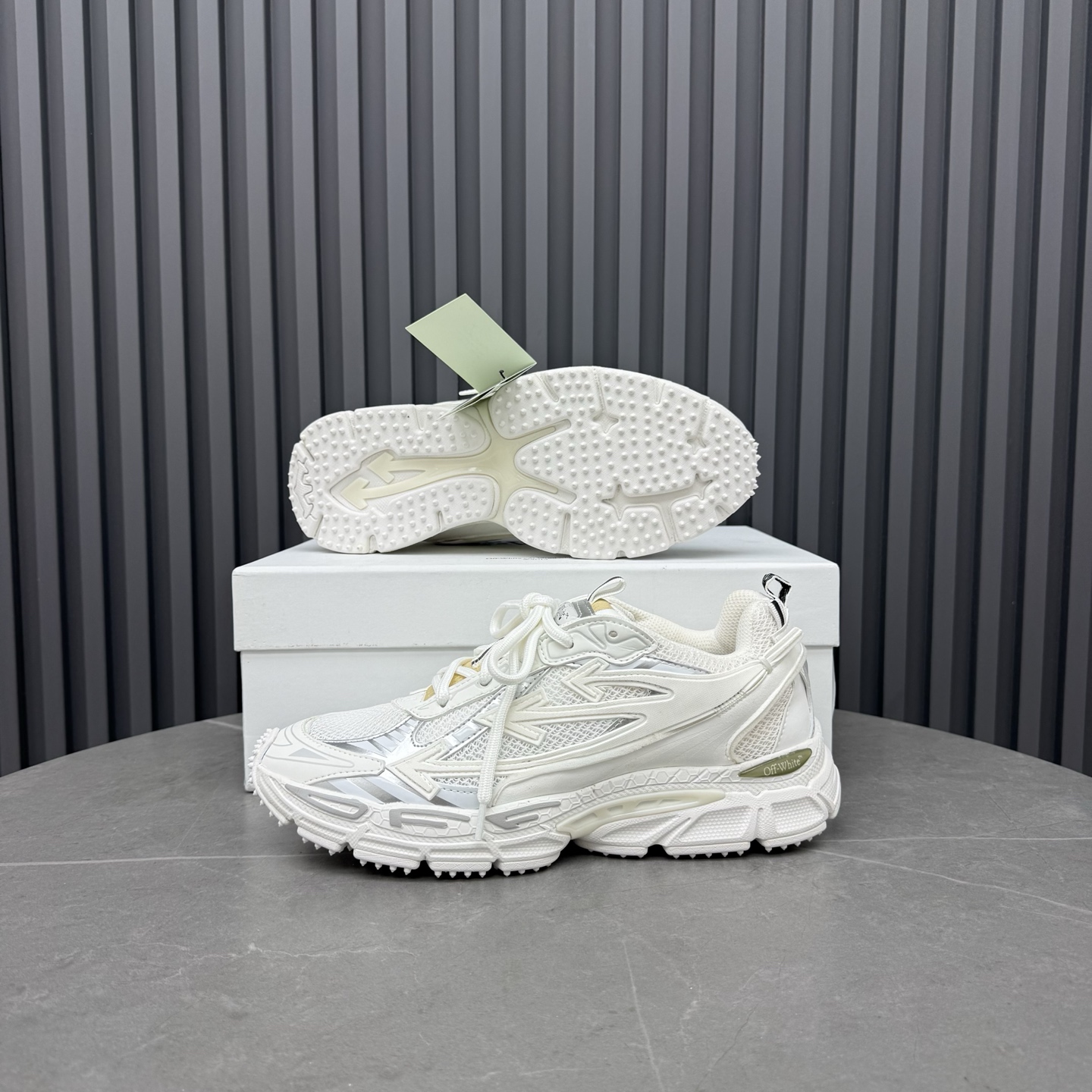 Off-White Be Right Back White Sneakers - Image 7