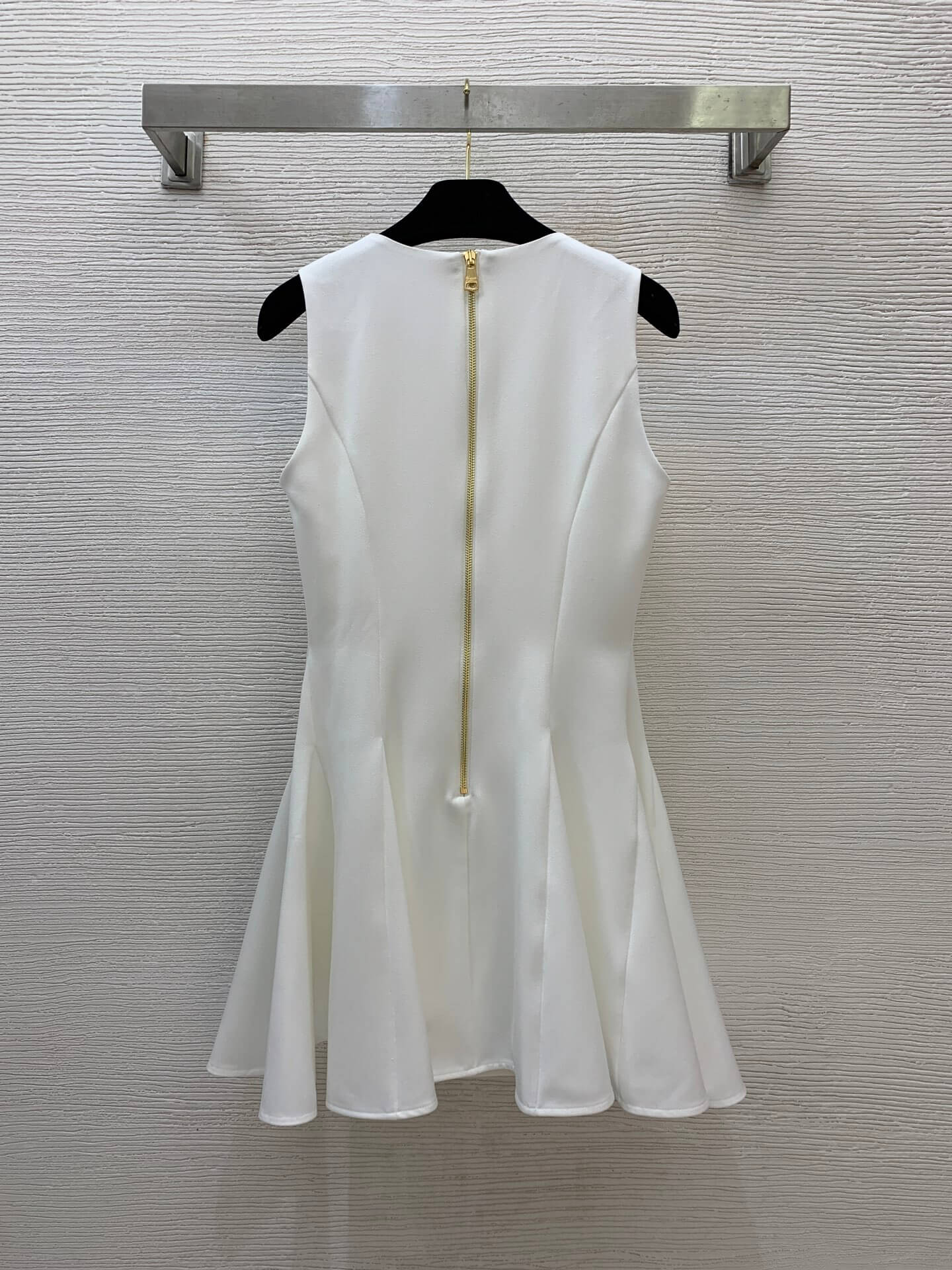 Balmain Sleeveless Double-Breasted V-Neck Mini Blazer Dress with Gold Buttons - Image 5