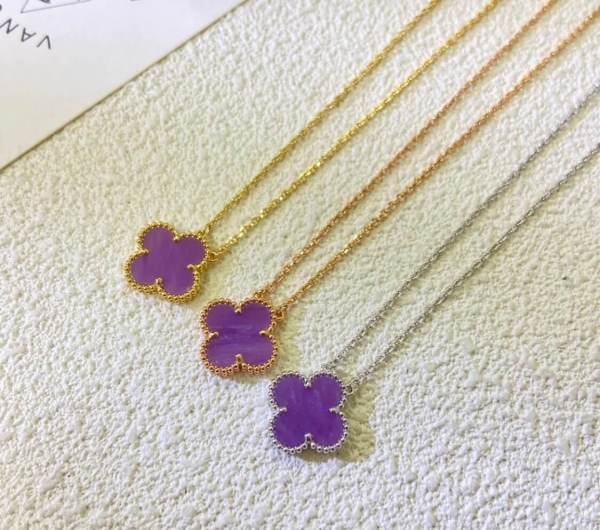 Van Cleef & Arpels Vintage Alhambra Purple Chalcedony Clover Pendant Necklace