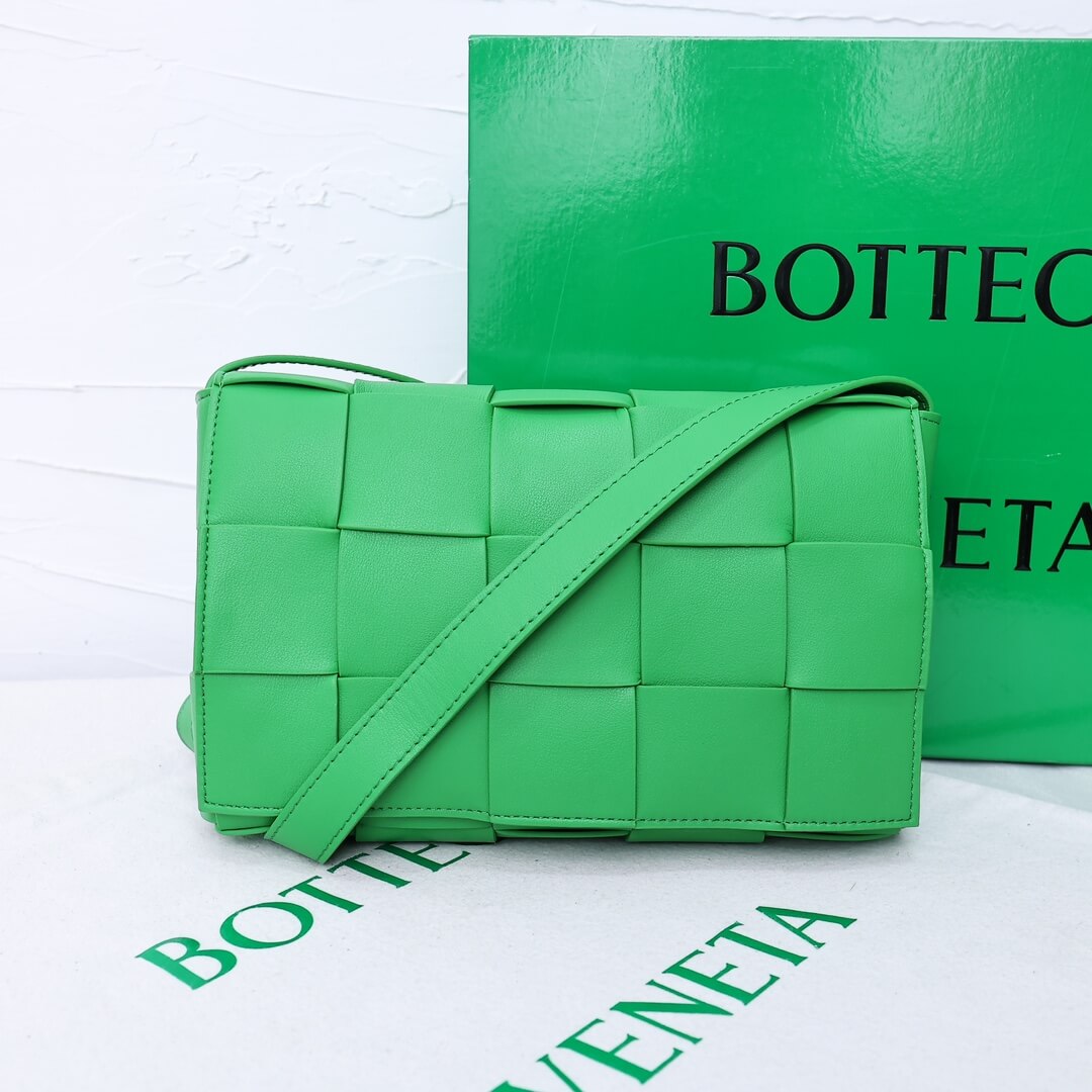Bottega Veneta Cassette Crossbody Bag – Parakeet Green
