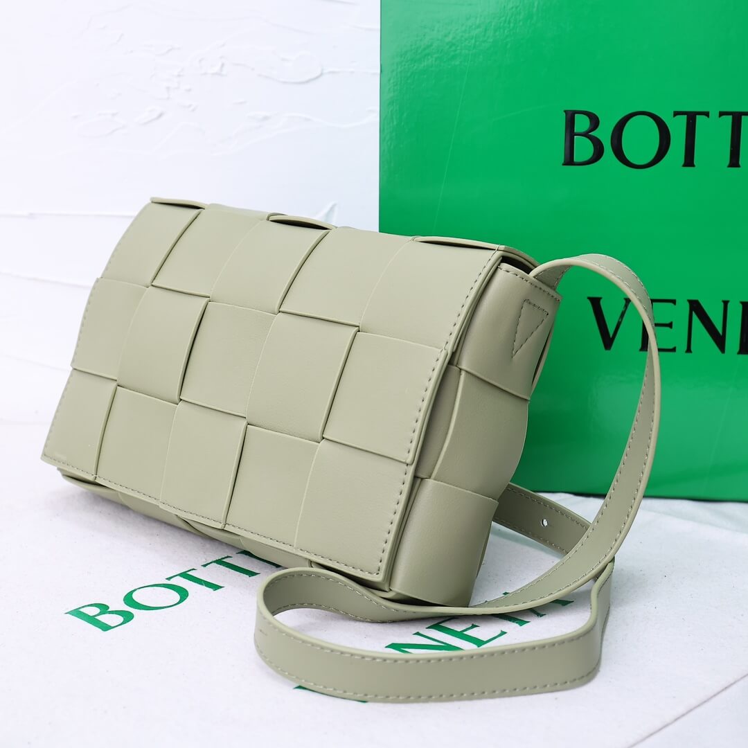 Bottega Veneta Cassette Crossbody Bag – New Sauge - Image 2
