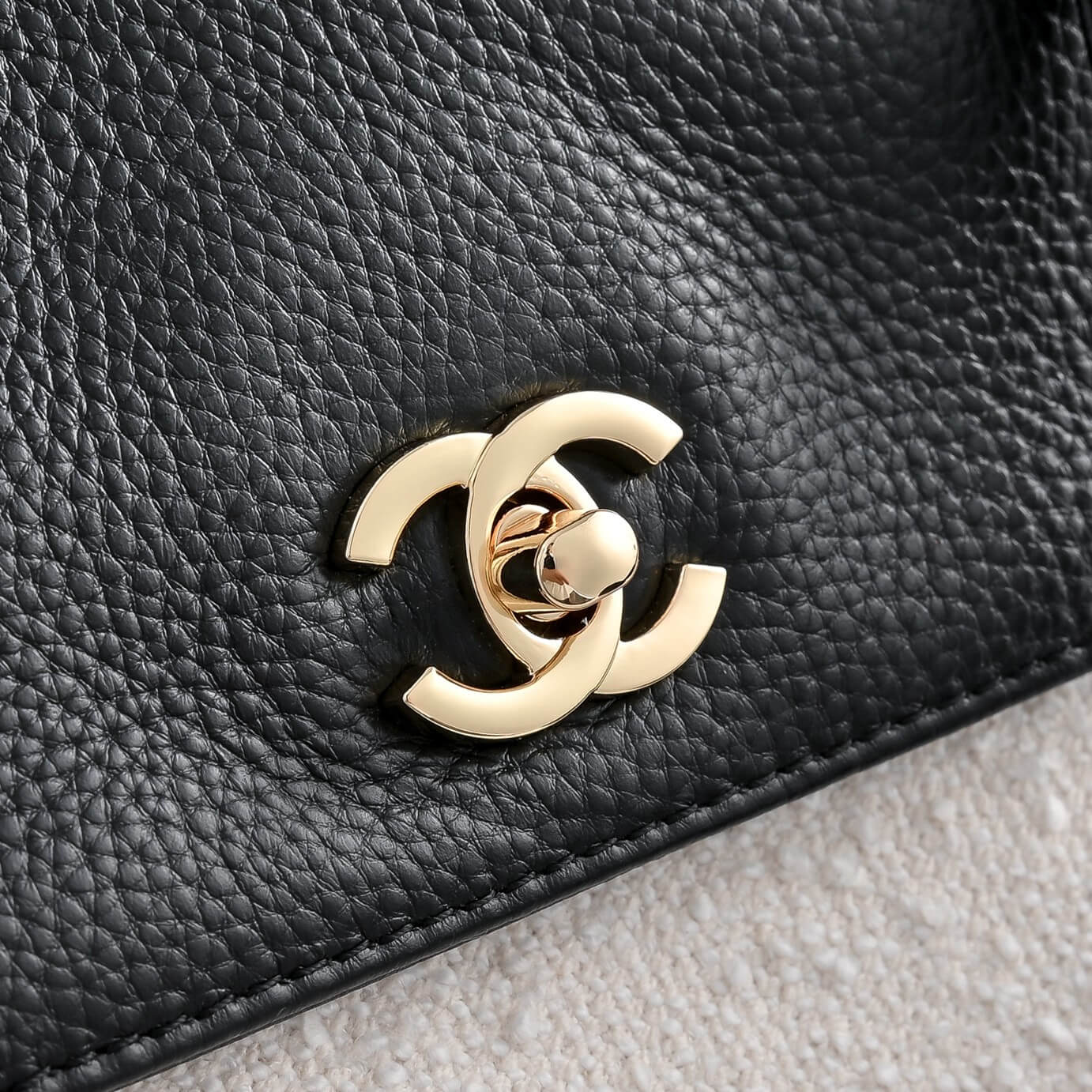 Chanel Urban Essentials Shopping Tote – White Tweed & Black Leather - Image 7