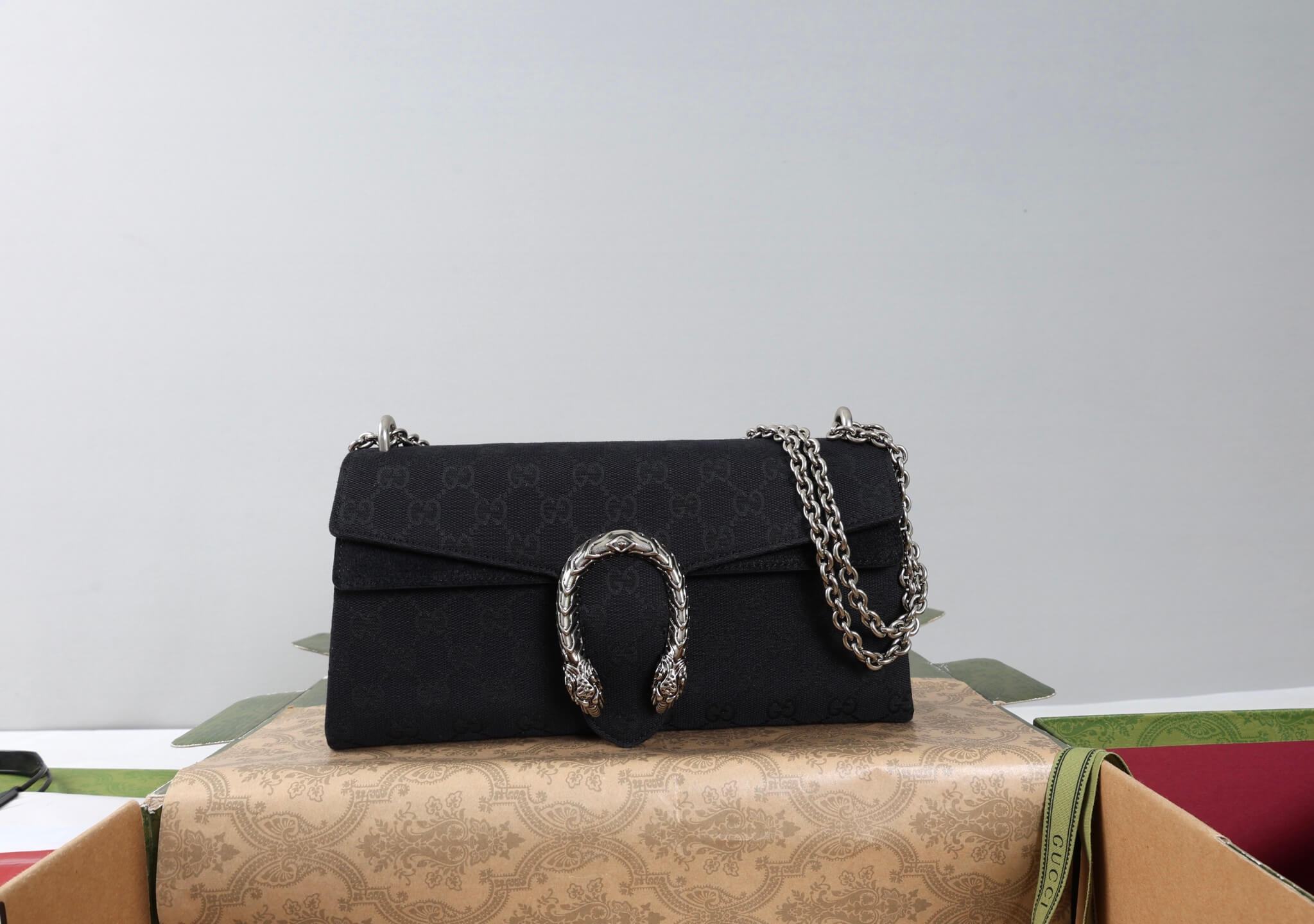 Gucci Dionysus Black Leather Shoulder Bag with Chain Strap
