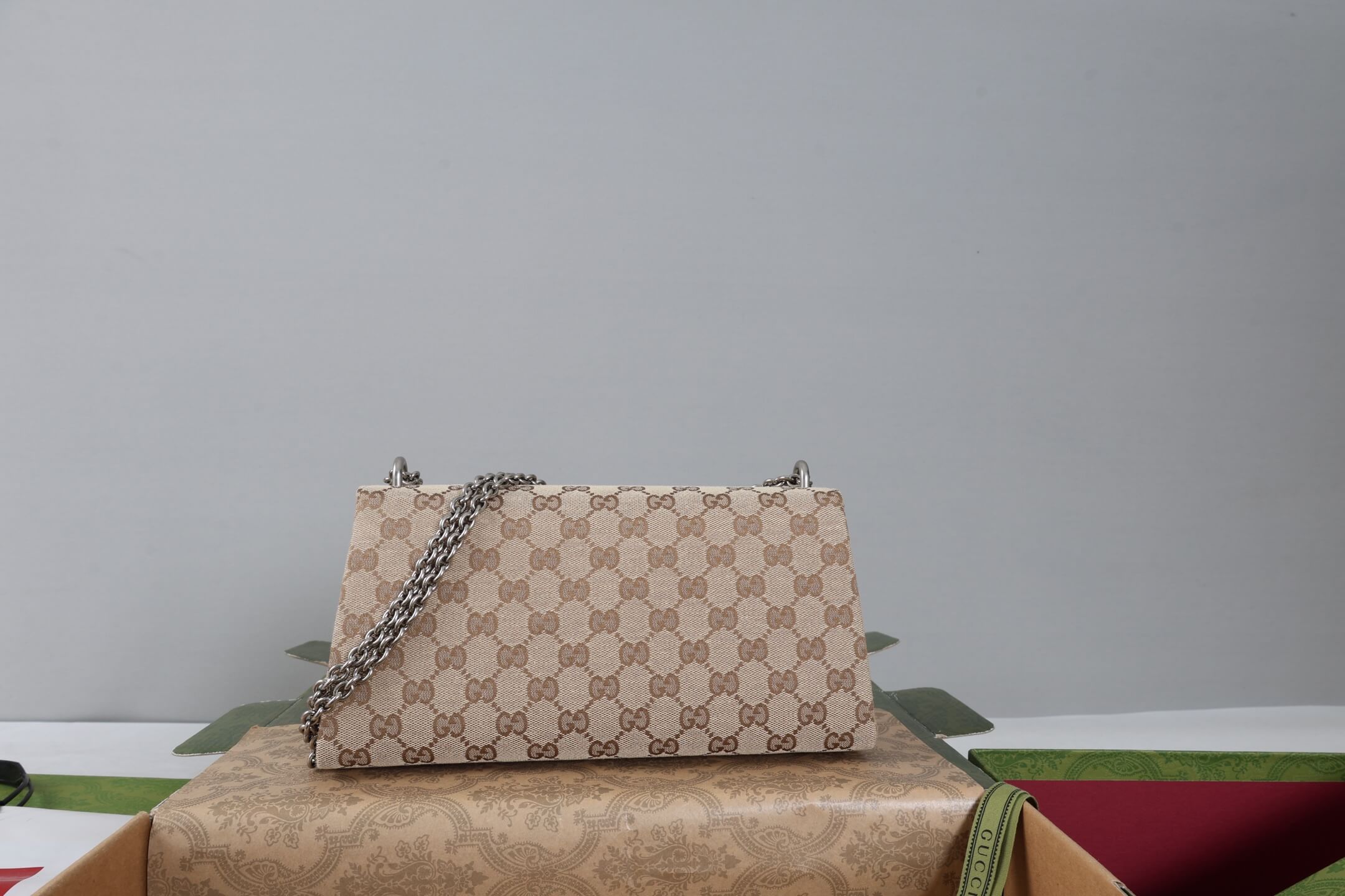 Gucci Dionysus Medium Shoulder Bag - Image 2