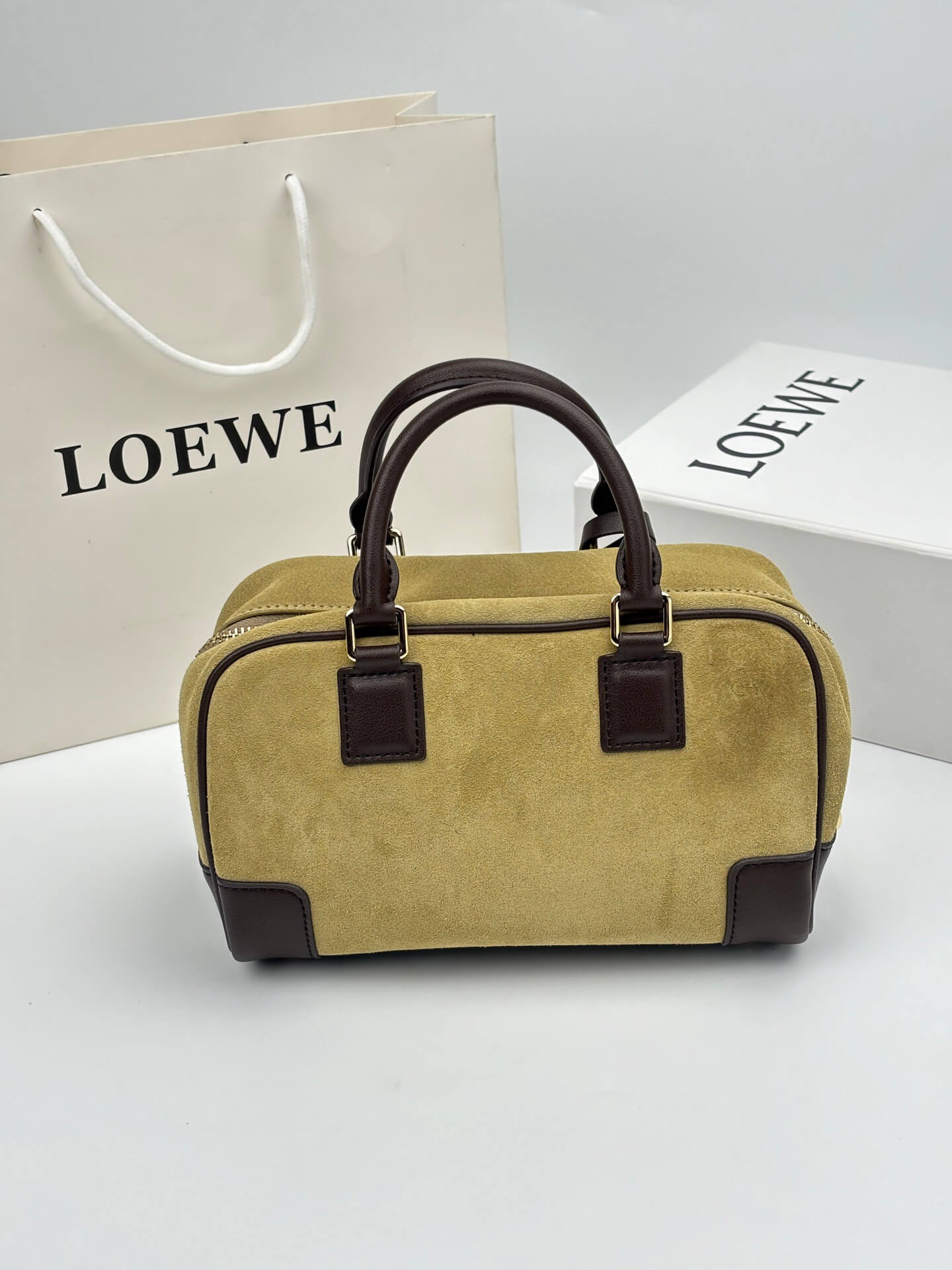 Loewe Amazona 28 Khaki Suede and Dark Brown Leather Top Handle Bag. - Image 5