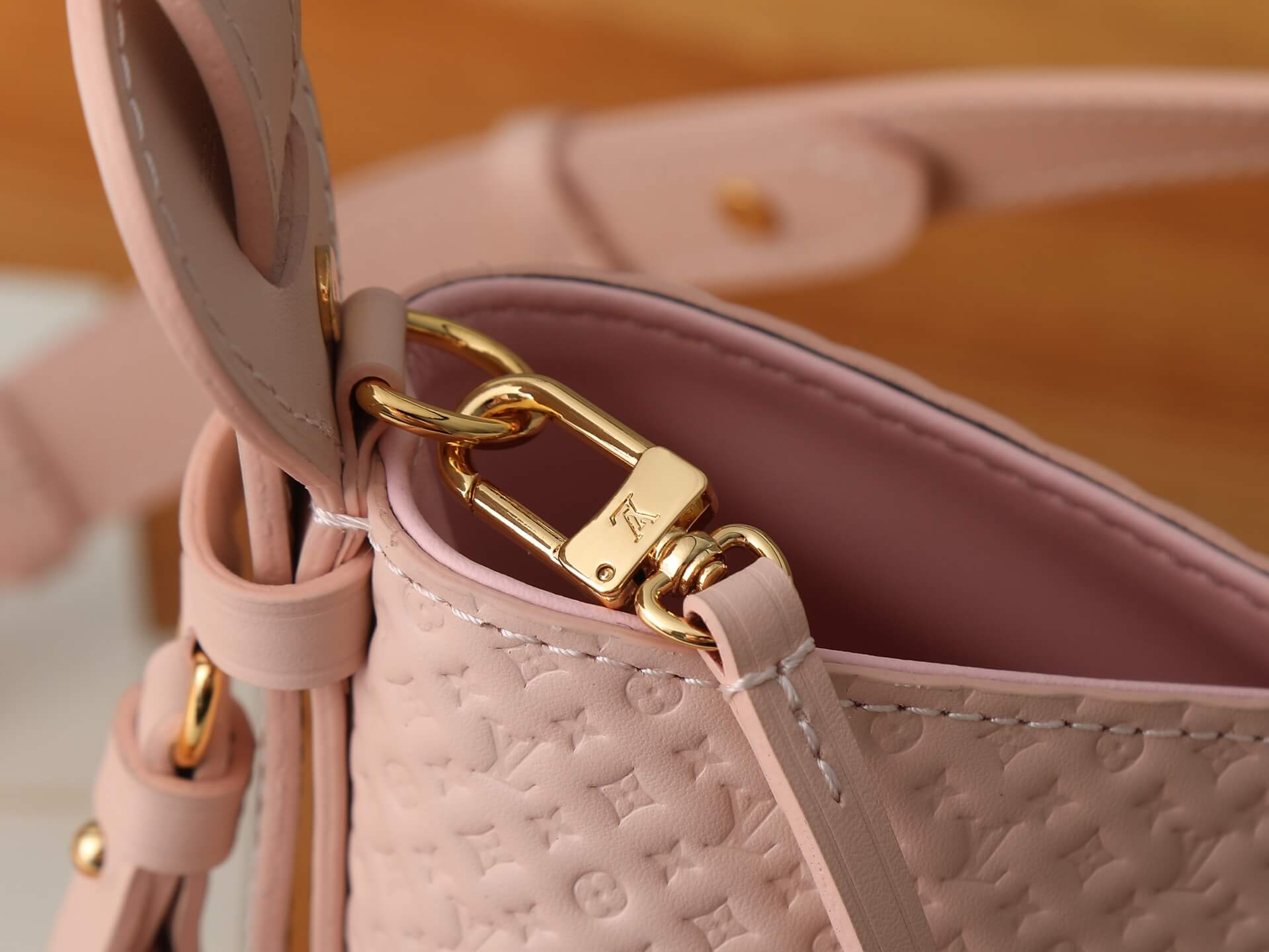 Louis Vuitton Monogram Empreinte Bella Bucket Bag with Pouch – Light Pink - Image 5