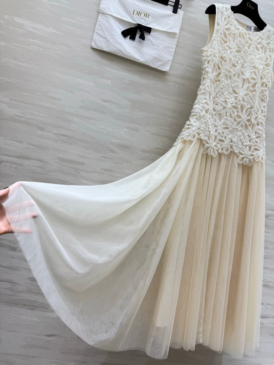 Dior Sleeveless Floral Guipure Lace and Tulle Midi Dress - Image 5