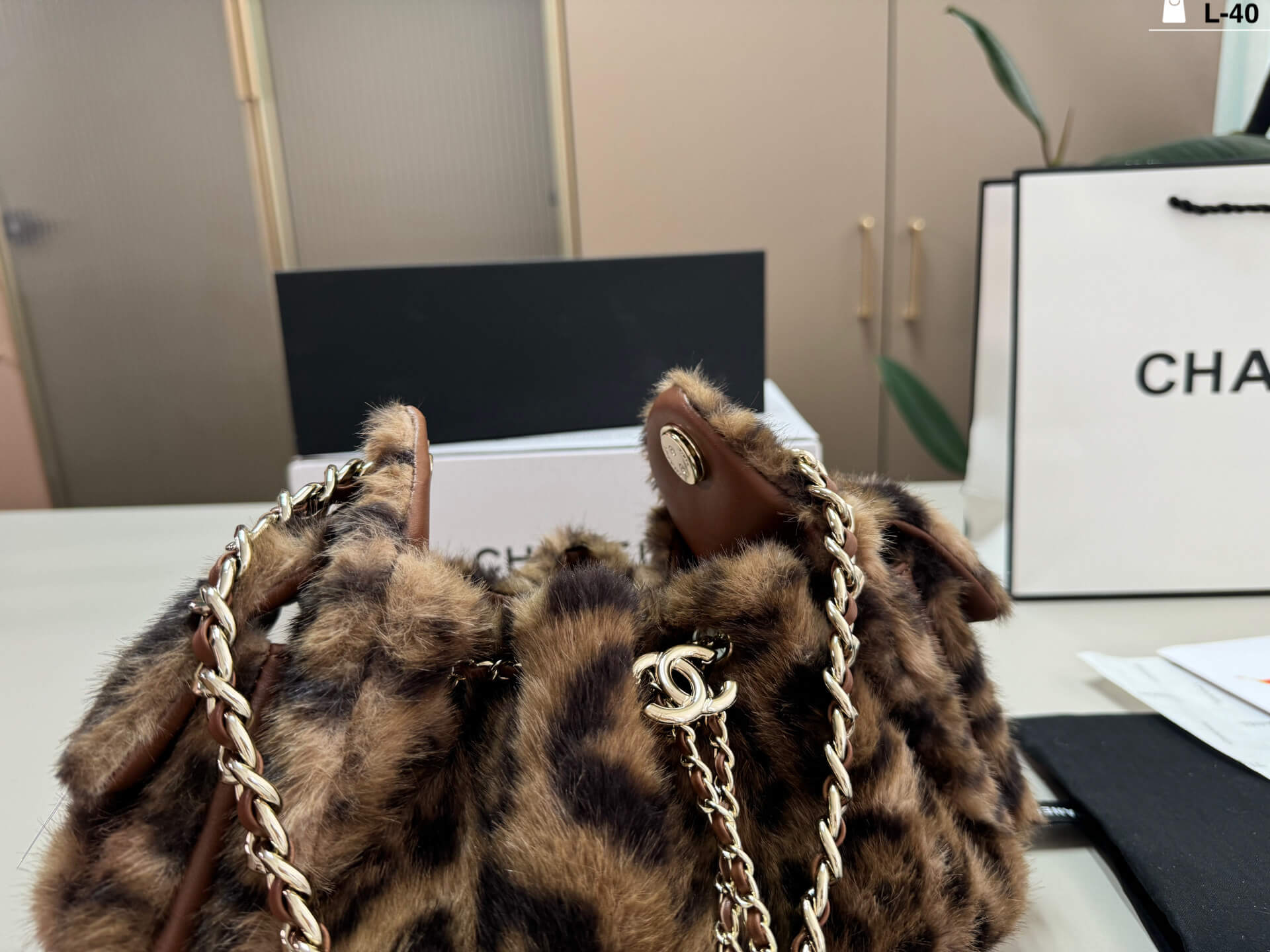 Chanel Leopard Print Faux Fur Mini Drawstring Shoulder Bag with Gold Chain - Image 6