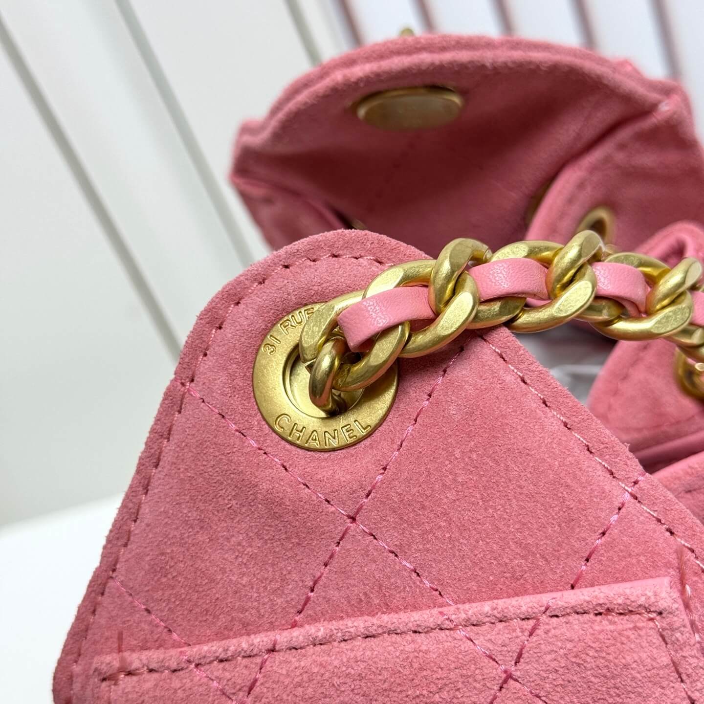 Chanel Quilted Pink Suede Hobo Bag with Gold-Tone Chain Hardware. - Image 4