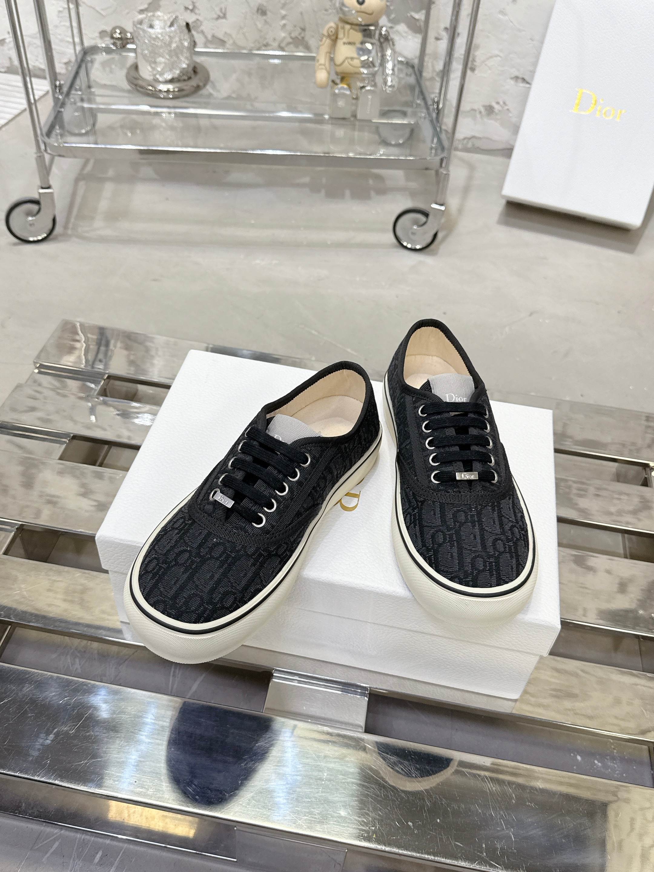 Dior Saltwind Black Oblique Jacquard Canvas Sneakers