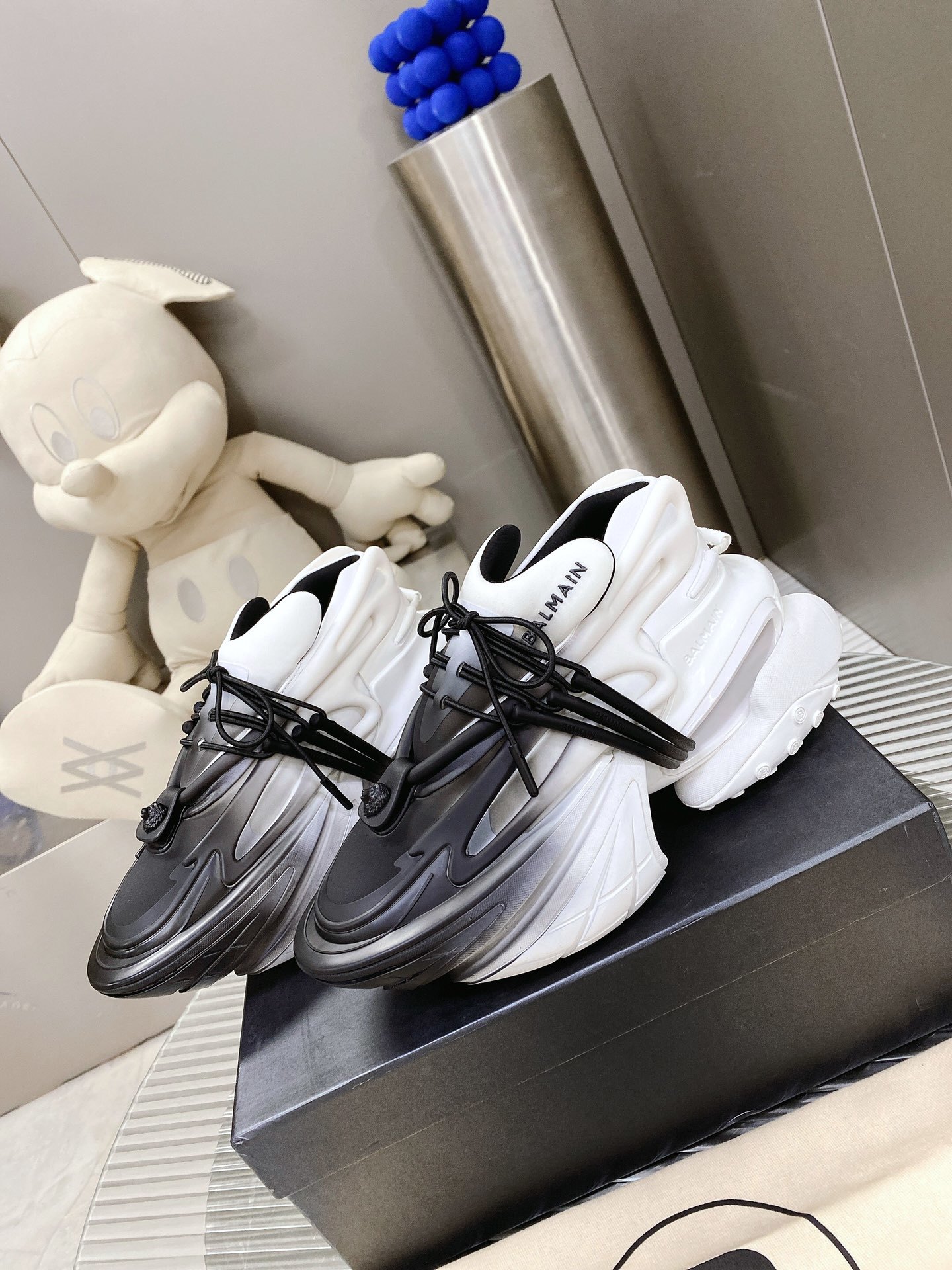 Balmain Unicorn Low-Top White Black Gradient Sneakers