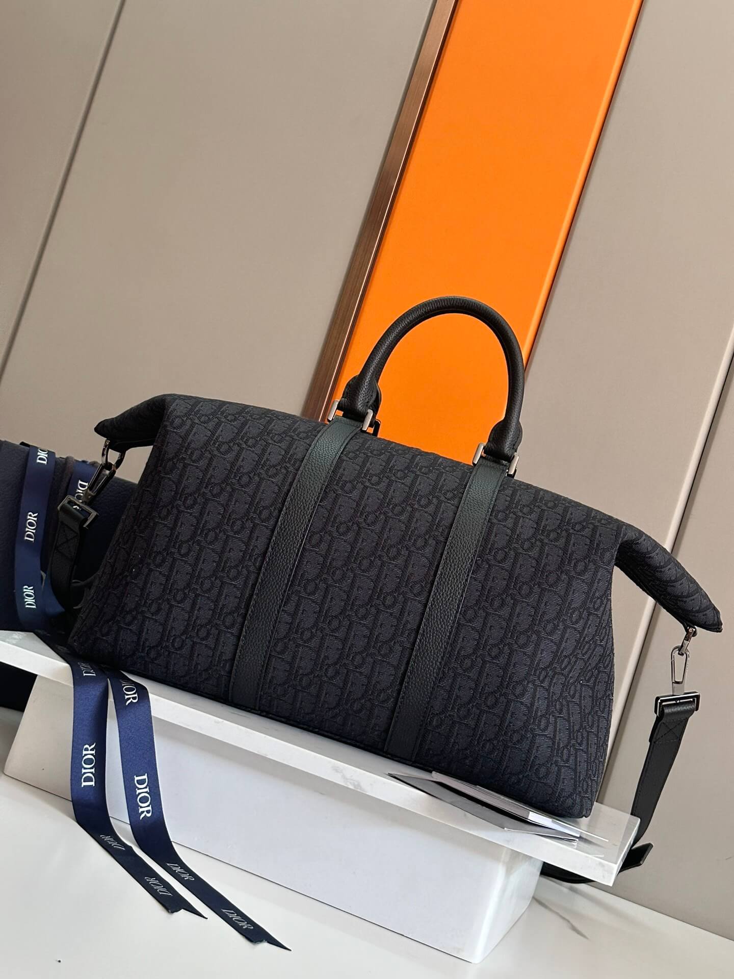 Dior Weekender 40 Duffle Bag Black Dior Oblique Jacquard with Leather Trim
