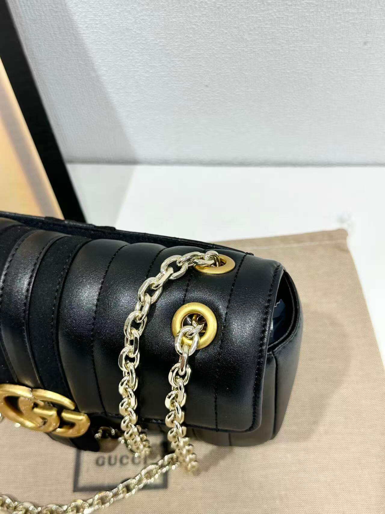 Gucci Jetset GG Marmont Matelassé Vertical Quilted Leather Shoulder Bag - Image 10