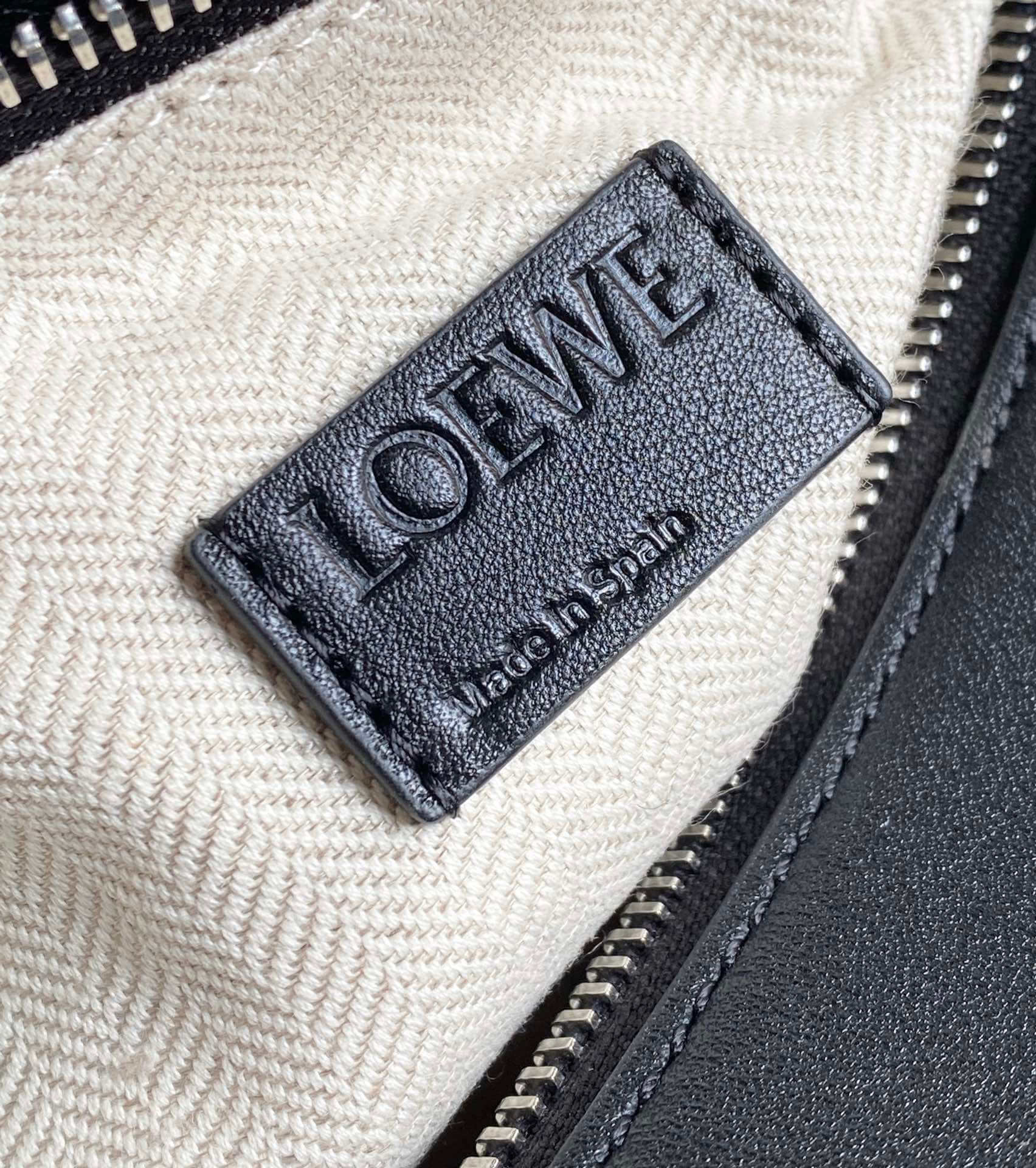 Loewe Puzzle Bag Black Satin Calfskin Geometric Leather Crossbody - Image 9