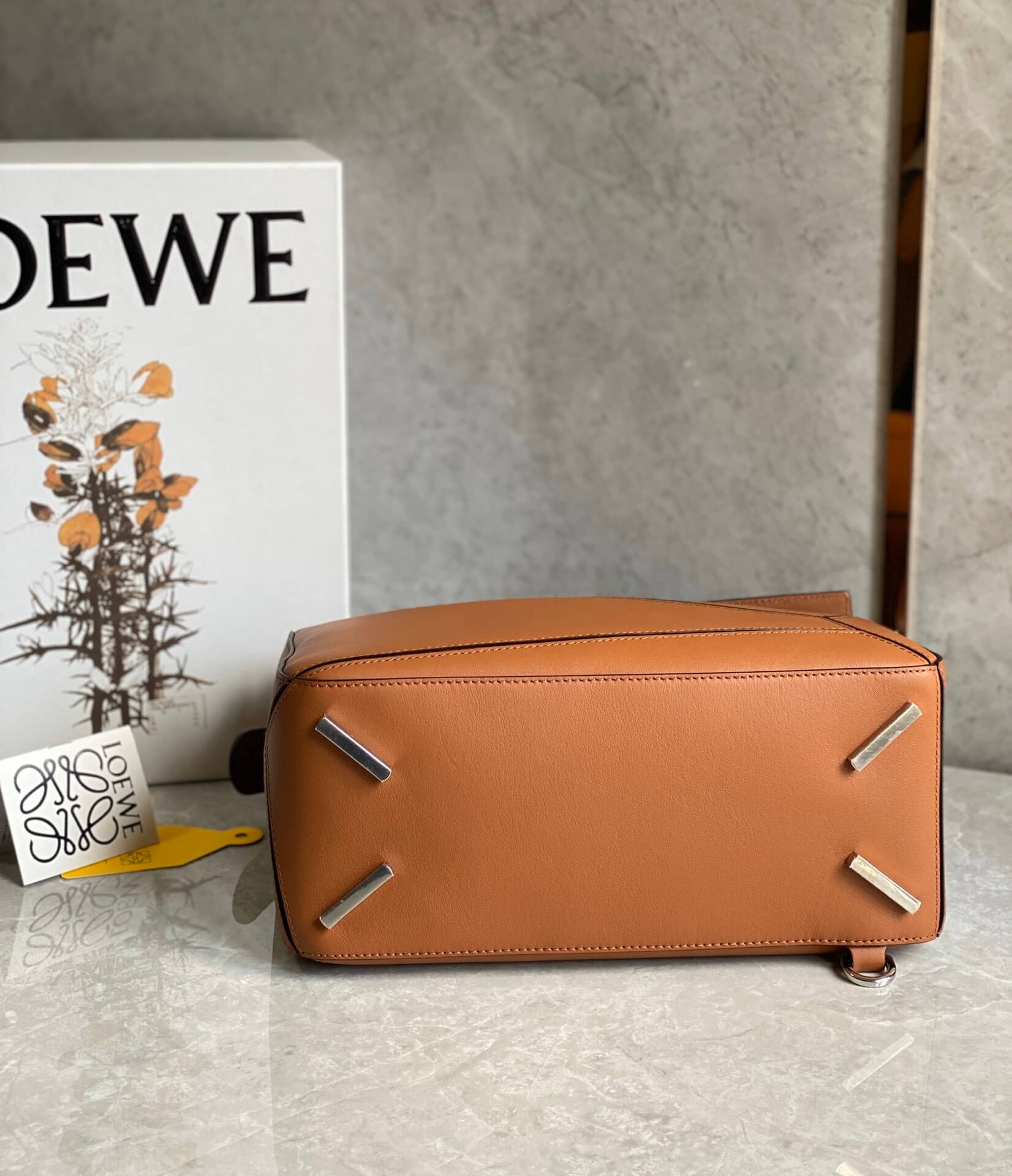 Loewe Puzzle Bag Tan Satin Calfskin Geometric Leather Crossbody - Image 5