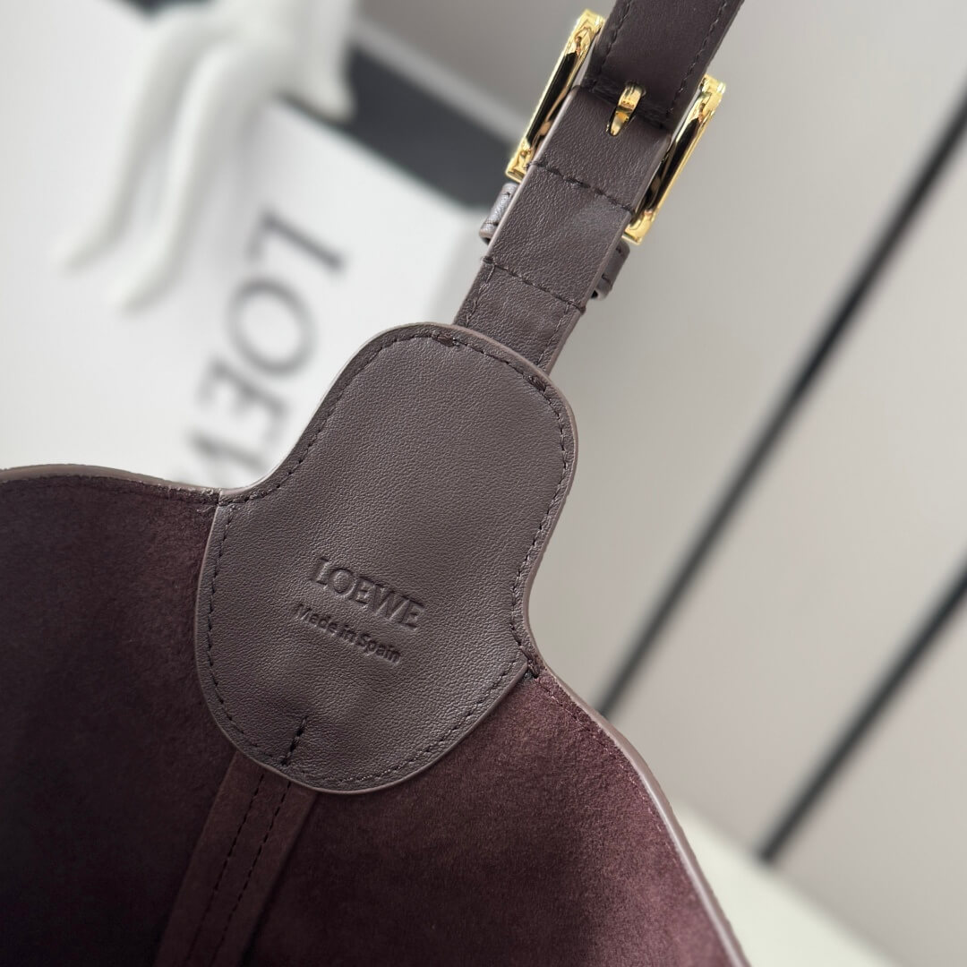 Loewe Pebble Bucket Bag Brown Calfskin and Suede Shoulder Bag - Image 8