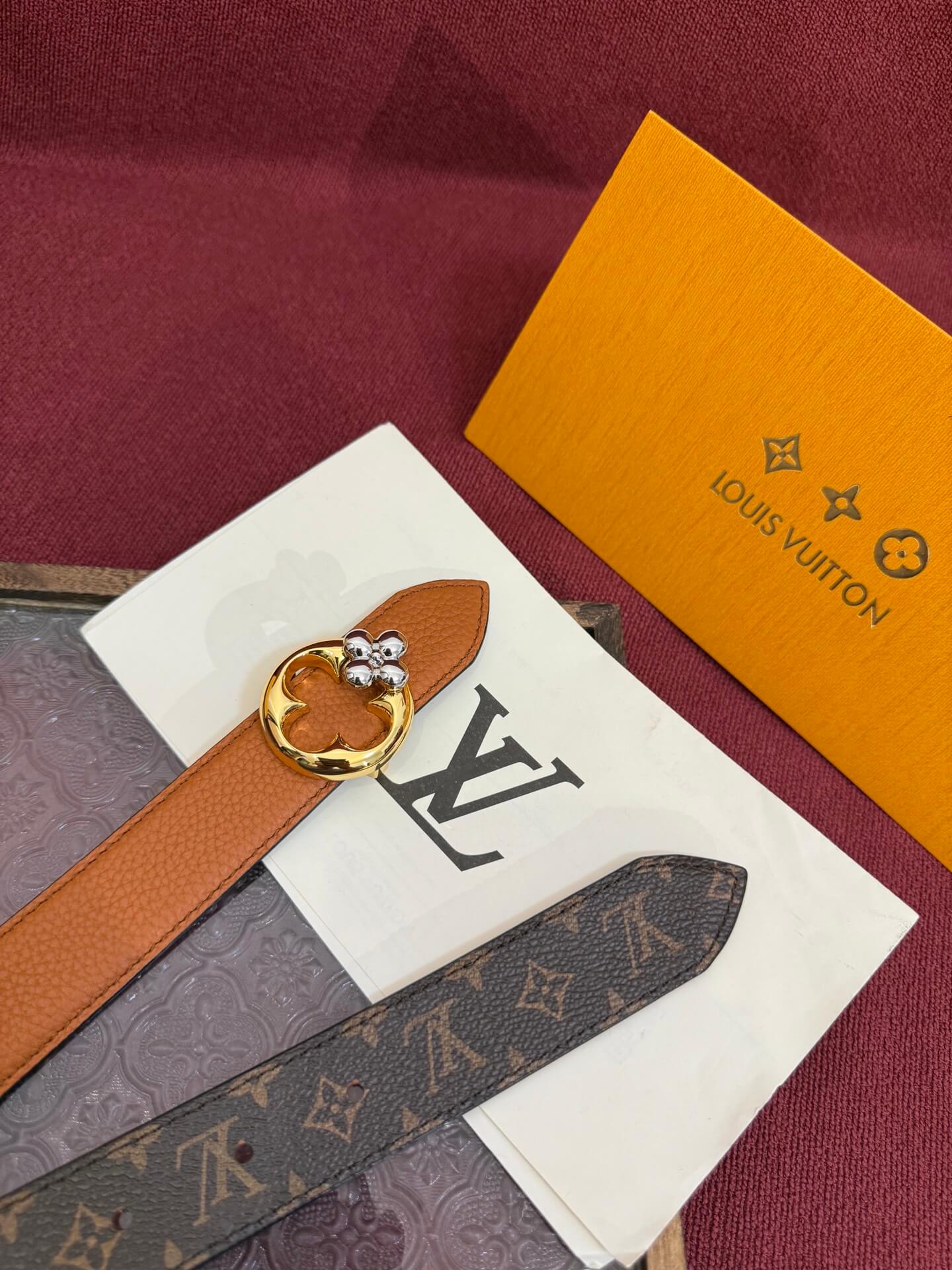 Louis Vuitton LV Flowergram Round Reversible Belt Cognac Leather Monogram Canvas Gold Silver Hardware. - Image 2