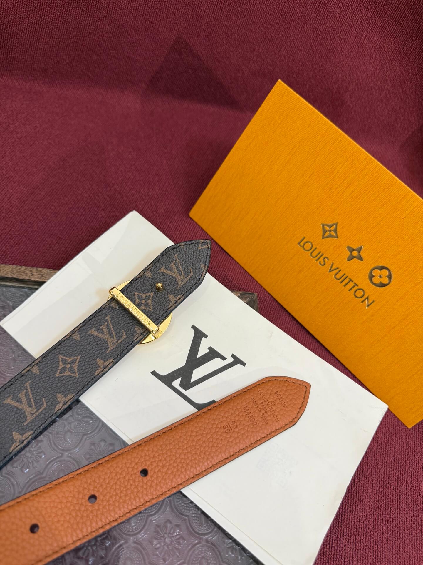 Louis Vuitton LV Flowergram Round Reversible Belt Cognac Leather Monogram Canvas Gold Silver Hardware. - Image 4