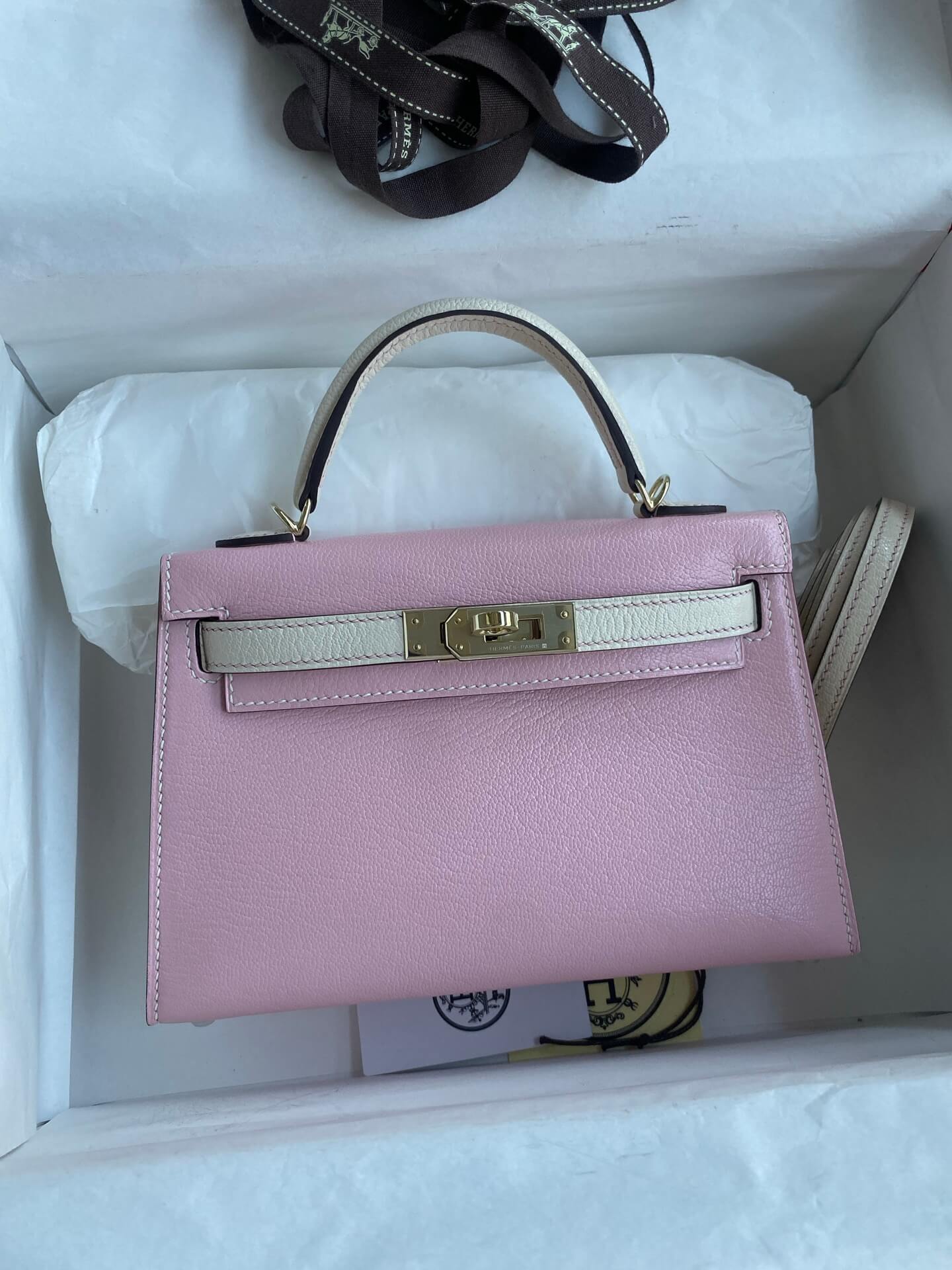 Hermès Mini Kelly II 20 Special Order (HSS) Bicolor Rose Confetti & Nata Chèvre Mysore Leather with Gold Hardware