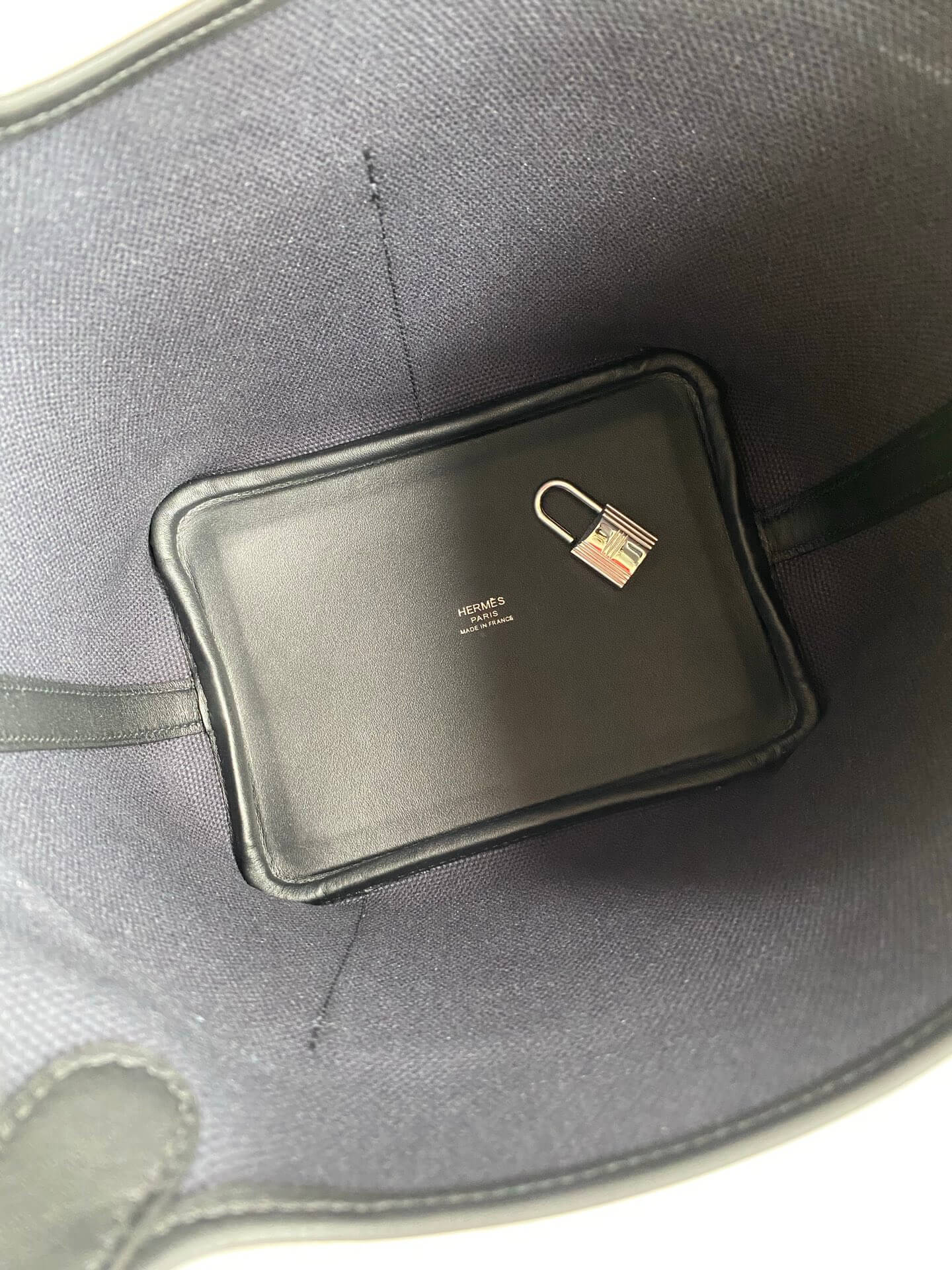 Hermès Picotin Cargo 18 Canvas and Leather Tote Bag in Black - Image 3