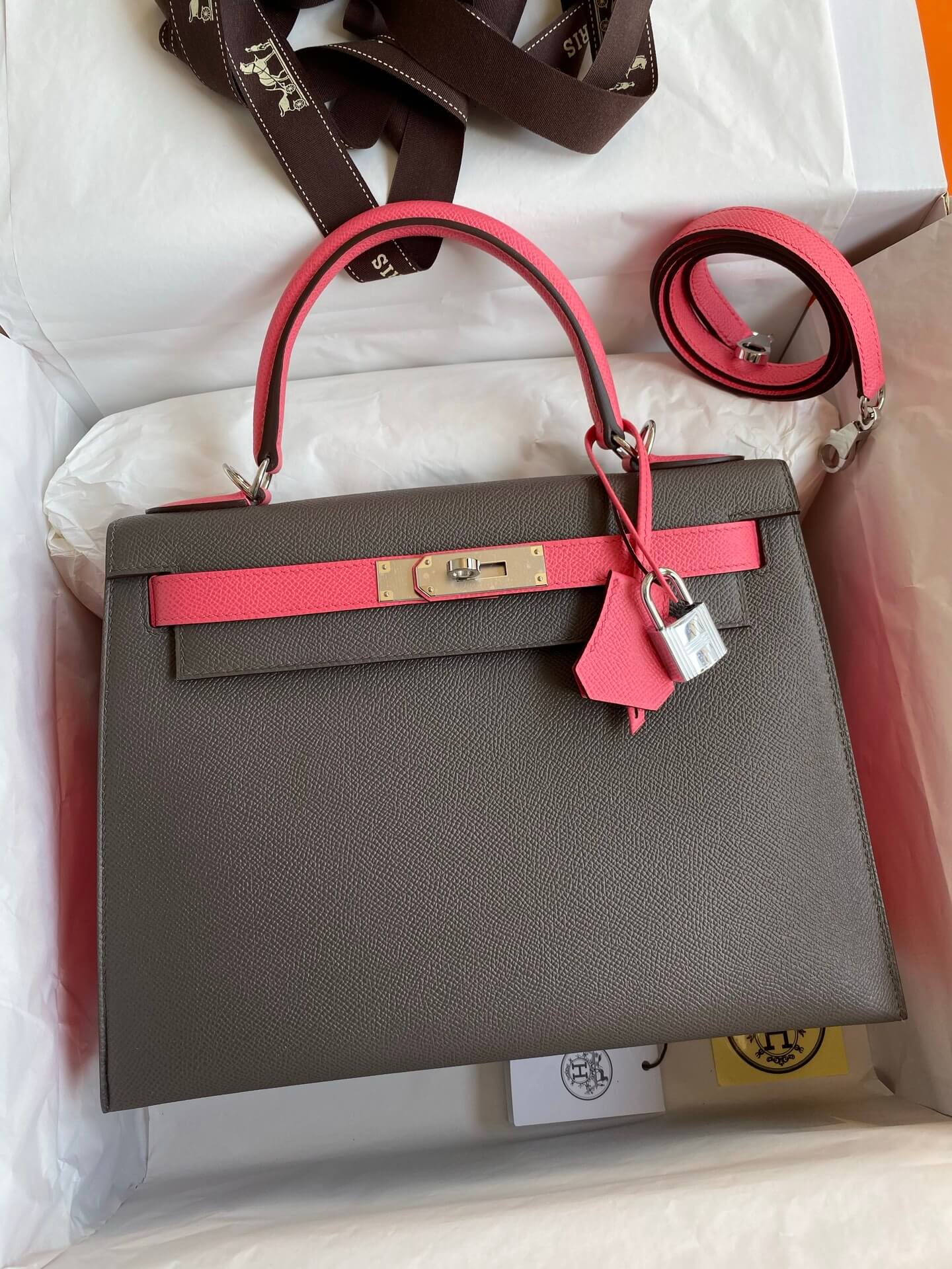 Hermès Special Order HSS Kelly 28 Sellier Bi-Color Epsom Leather Bag with Palladium Hardware