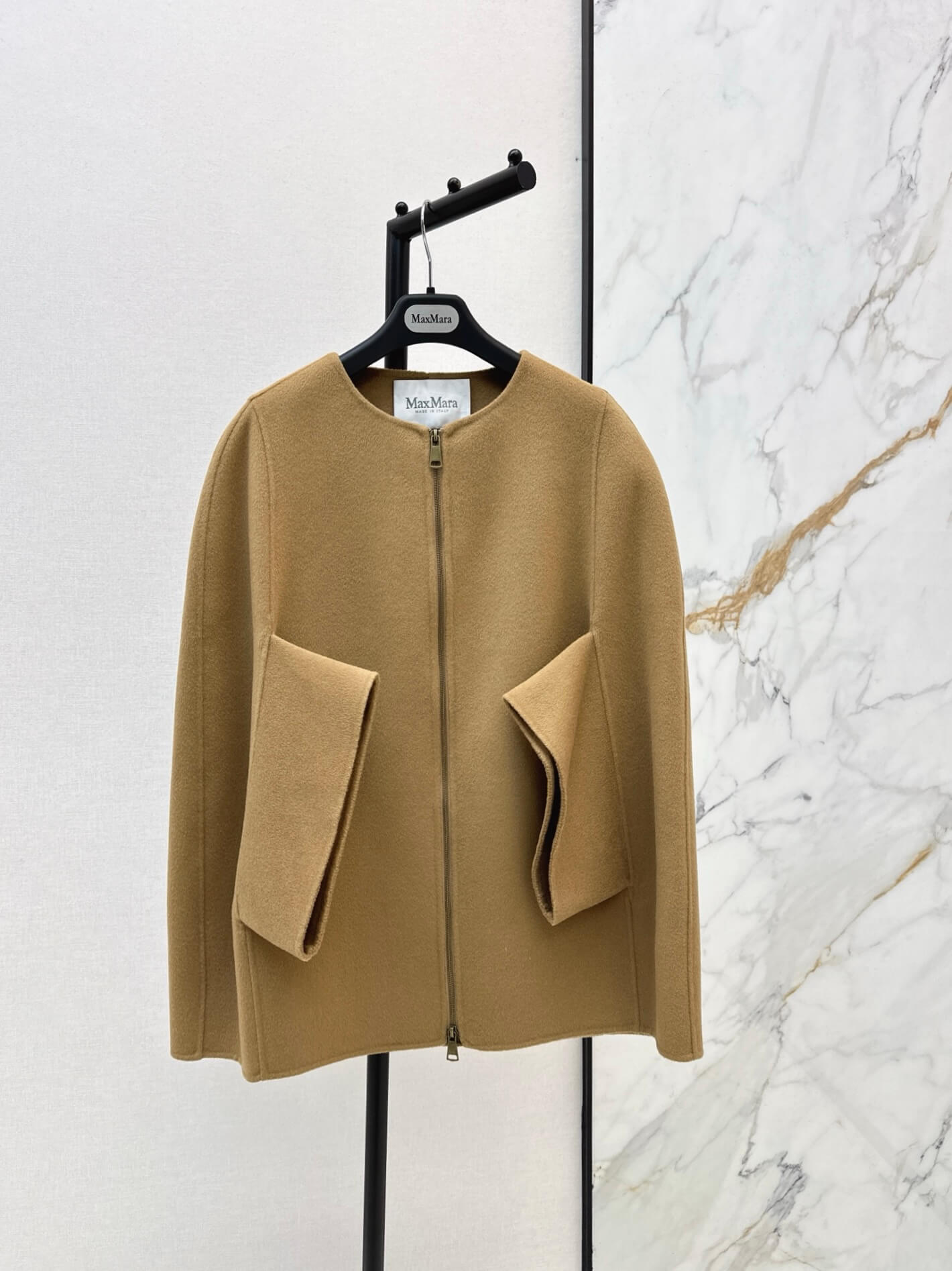 Max Mara Double-Face Virgin Wool Zip-Front Cape Jacket - Image 4