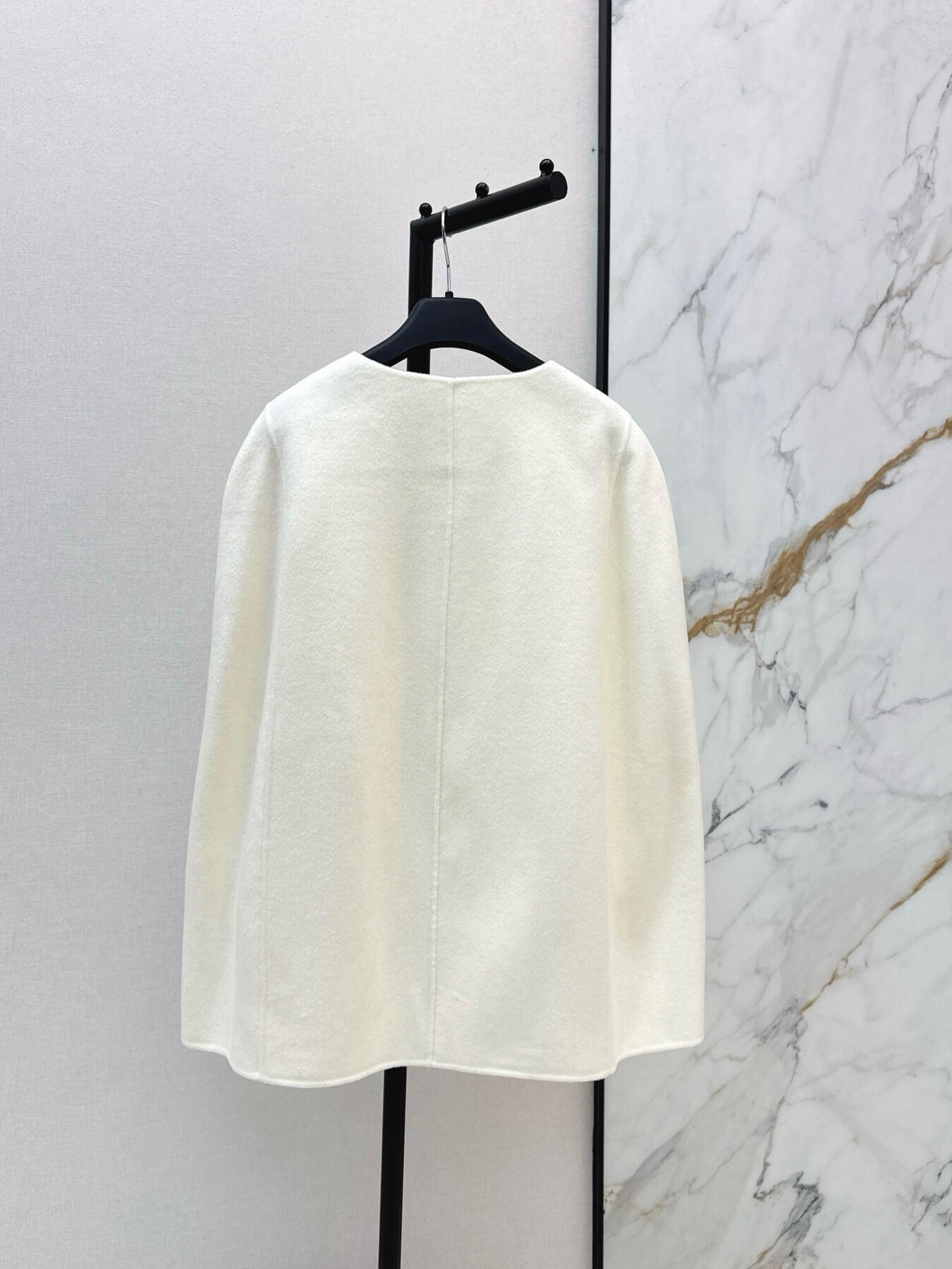 Max Mara Double-Face Virgin Wool Zip-Front Cape Jacket - Image 7