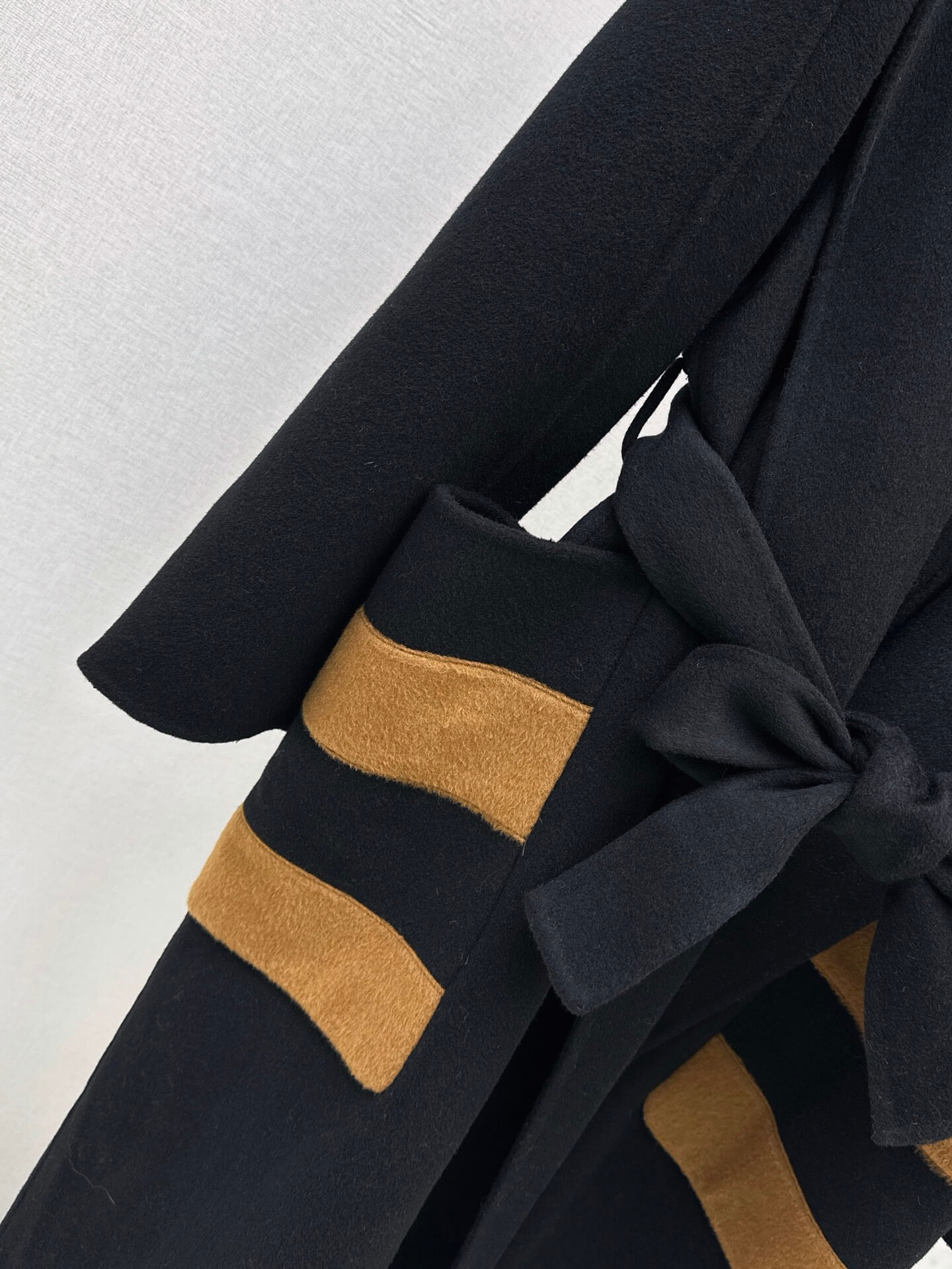 Max Mara Two-Tone Striped Patch Pocket Hooded Cashmere Belted Wrap Coat - Image 5