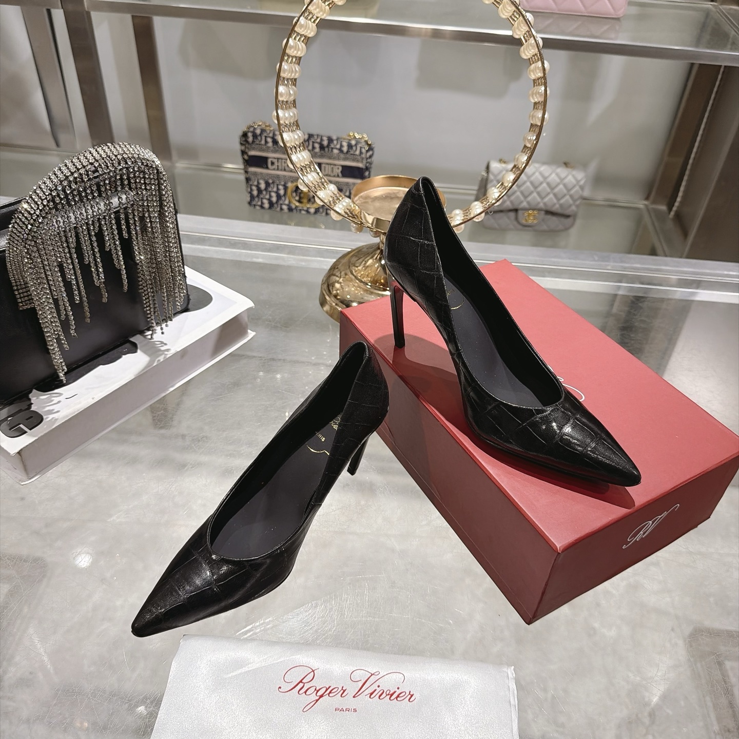 Roger Vivier I Love Vivier Black Leather Pumps - Image 6