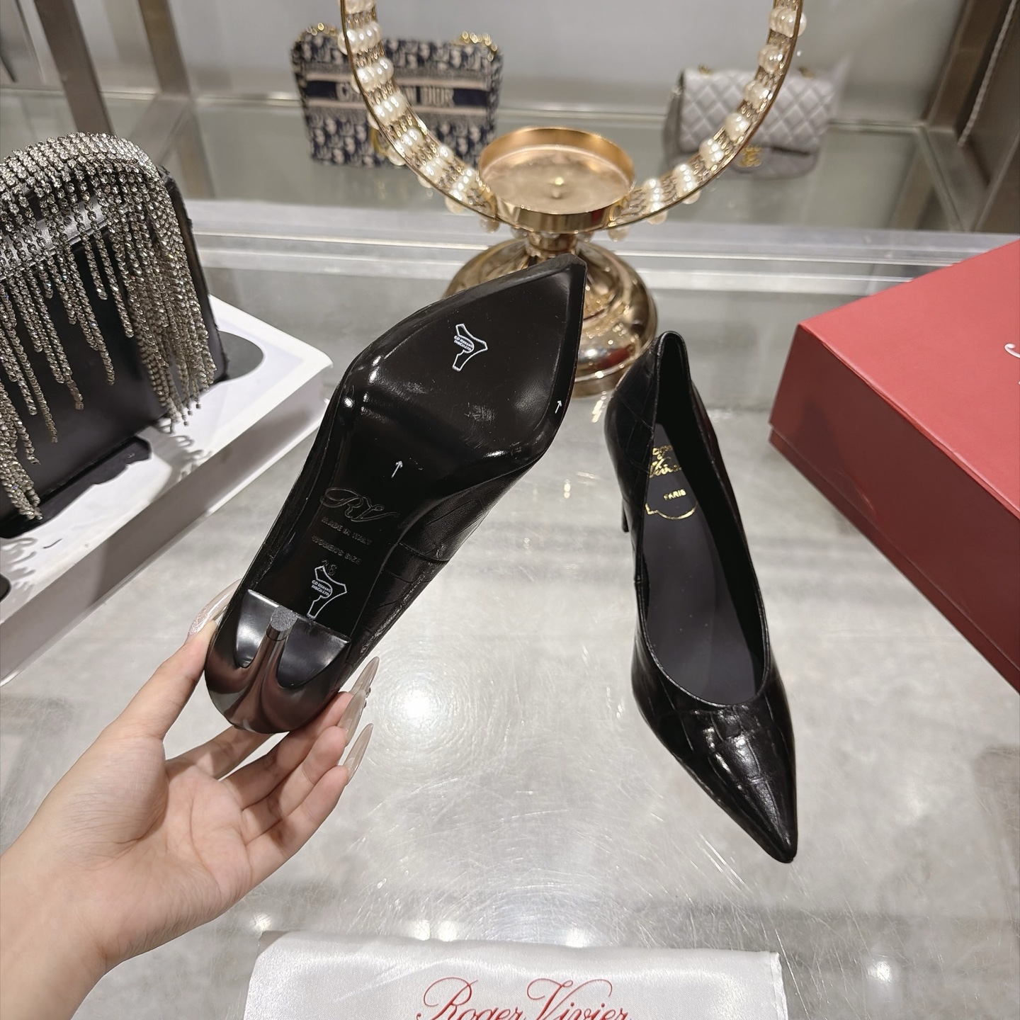 Roger Vivier I Love Vivier Black Leather Pumps - Image 8