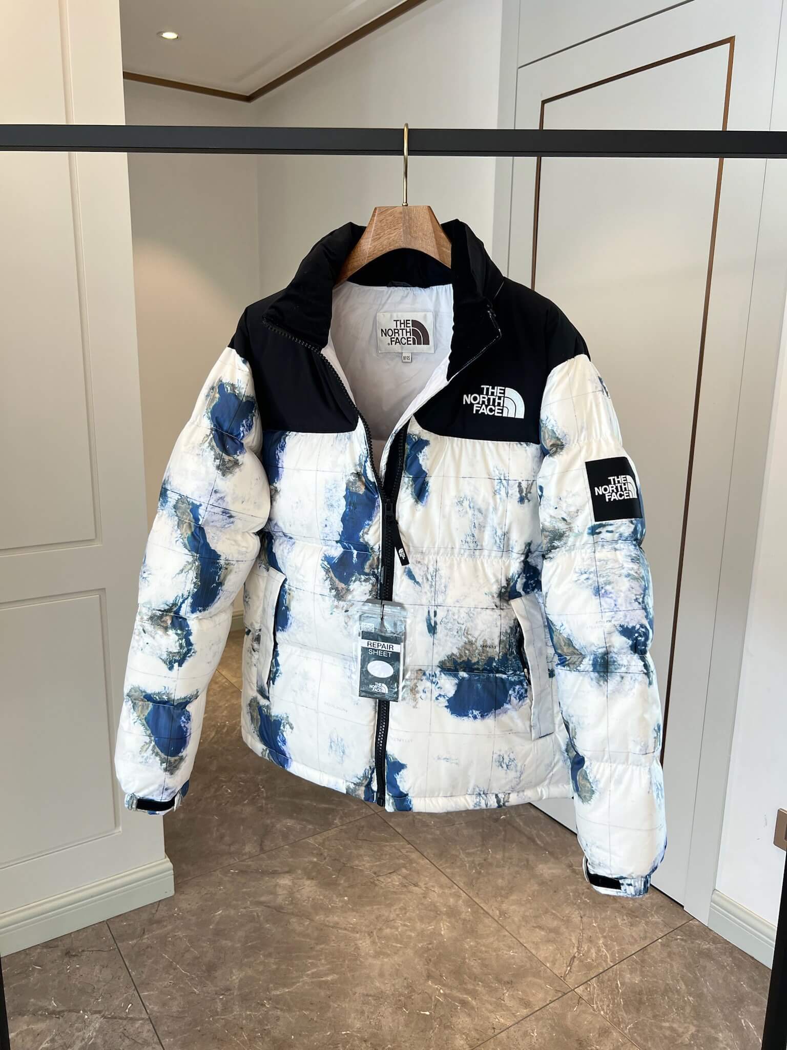 The North Face x Invincible 1996 Retro Nuptse Down Jacket - World Map Print. - Image 6